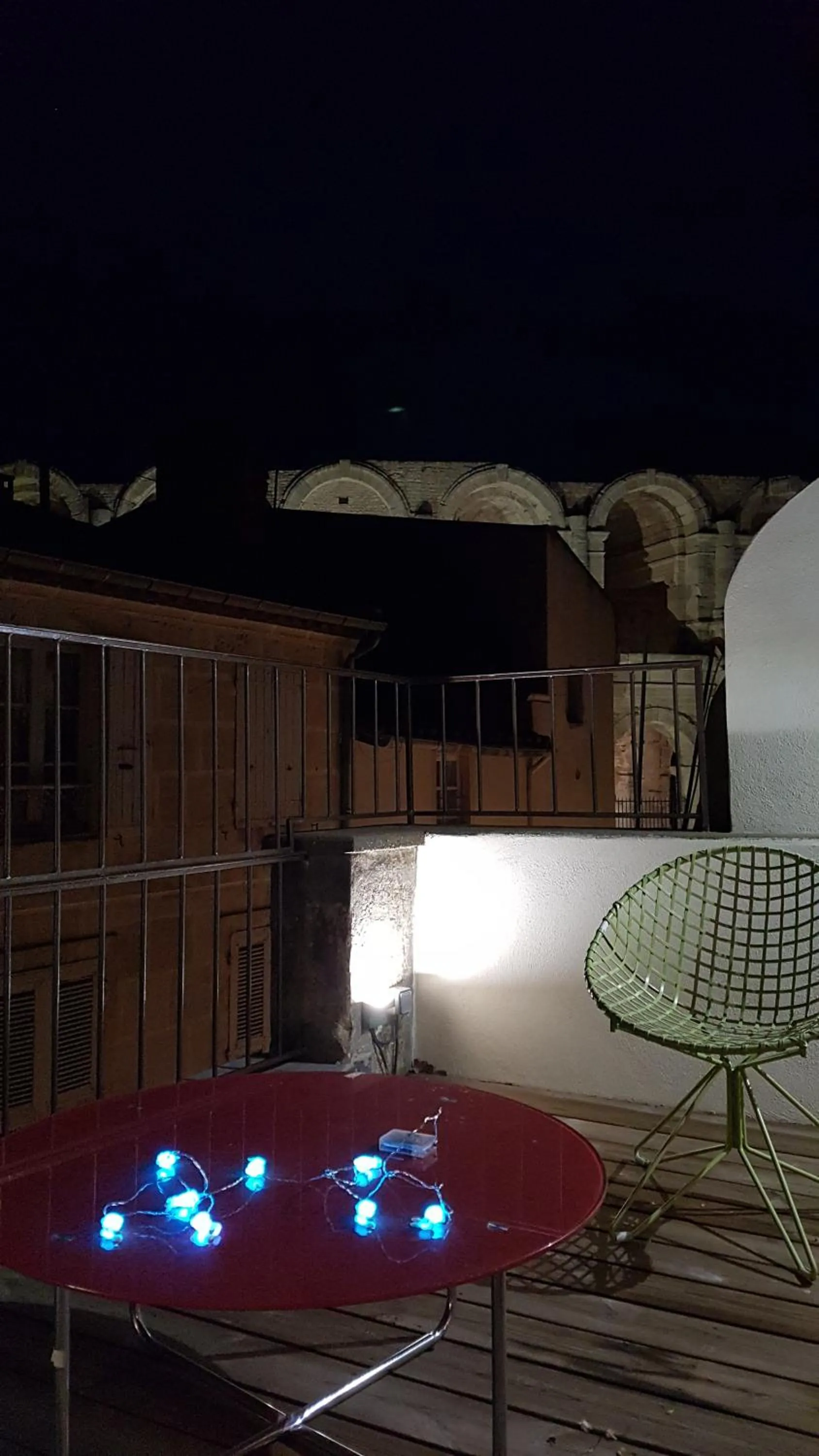 Property building in L'Escalier Rouge