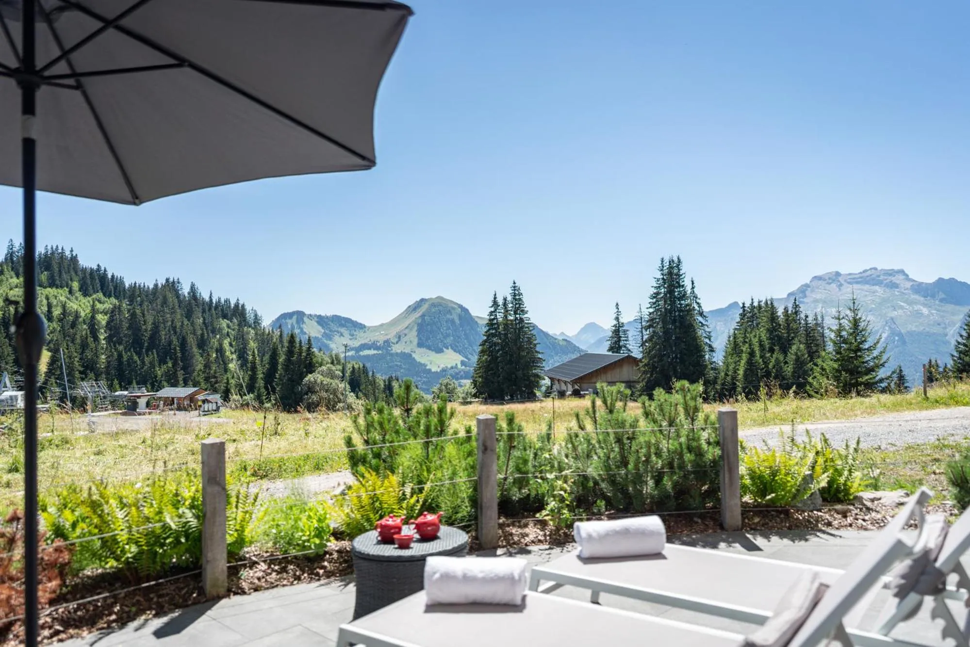 Swimming pool in Hôtel Restaurant "Les Sapins" Wellness & Gourmet