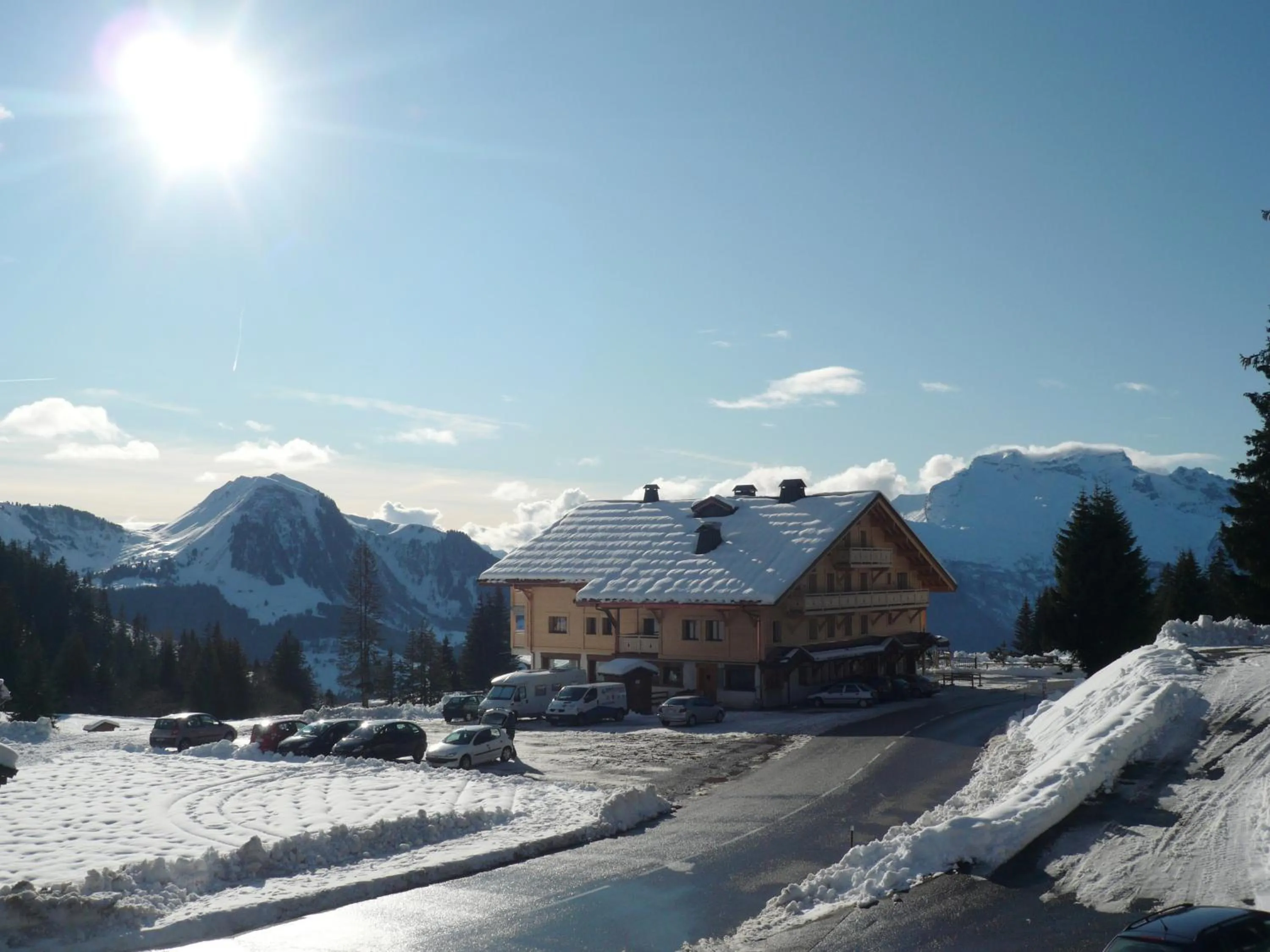 Facade/entrance in Hôtel Restaurant "Les Sapins" Wellness & Gourmet