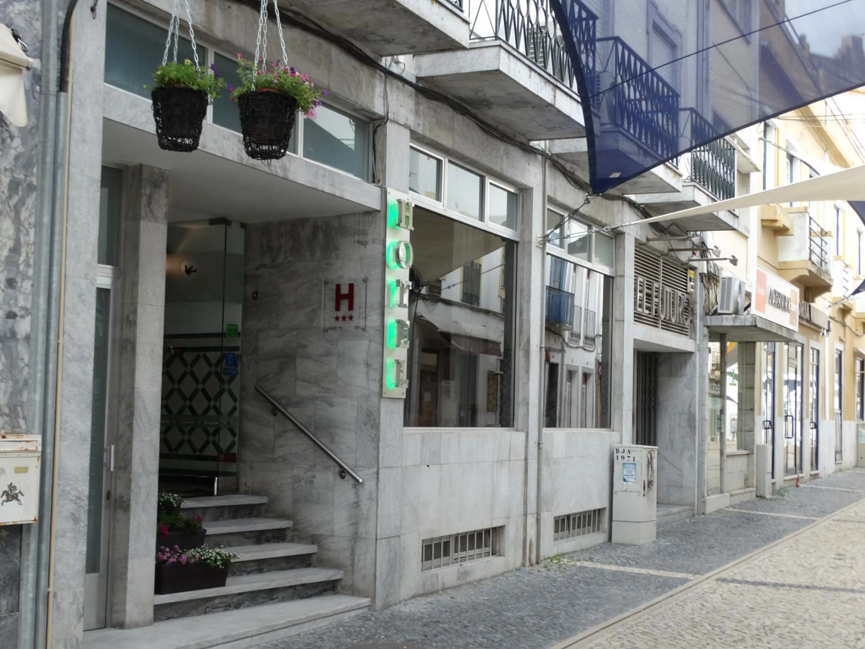 Facade/entrance in Hotel Santa Barbara