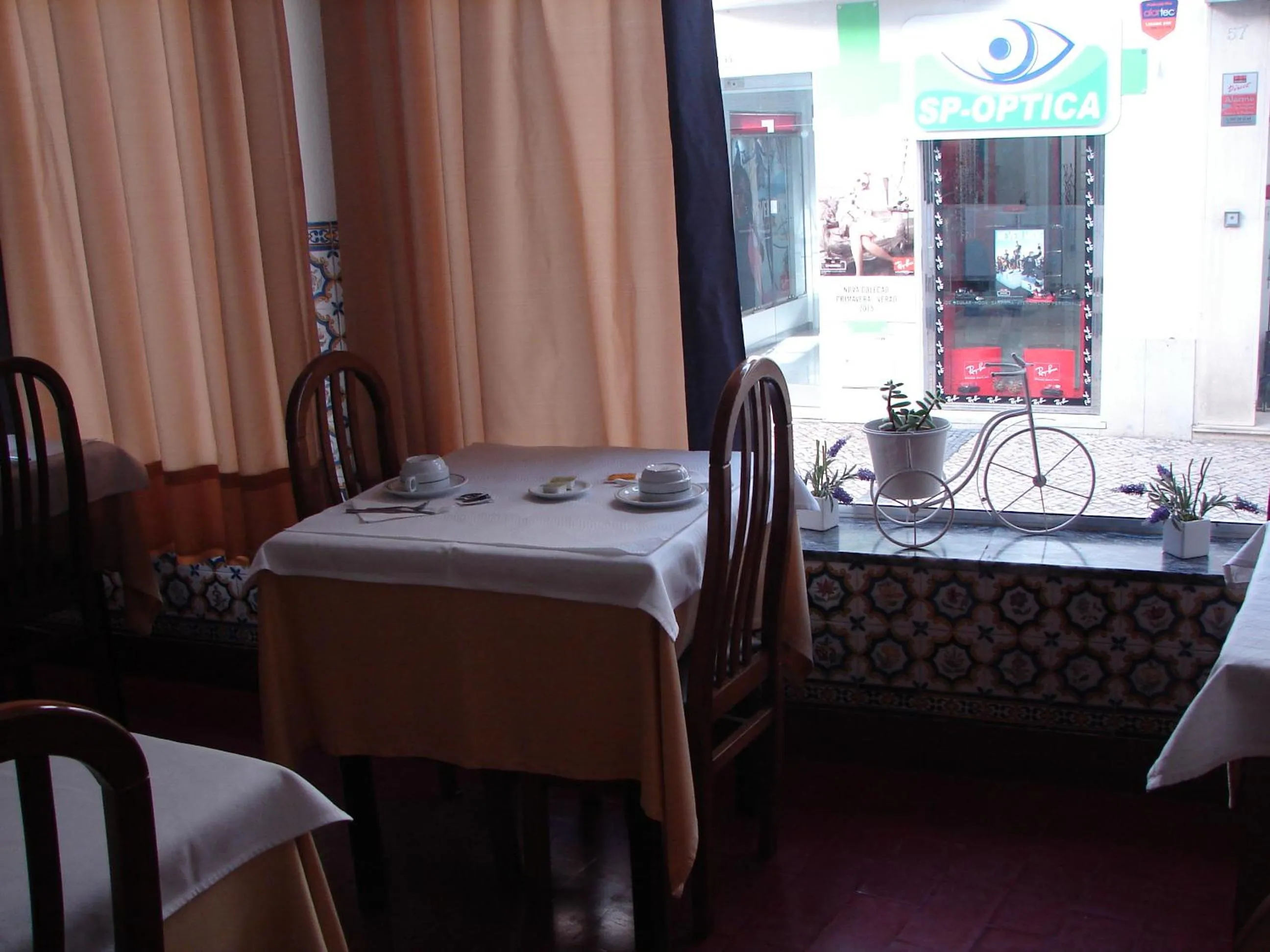 Continental breakfast in Hotel Santa Barbara