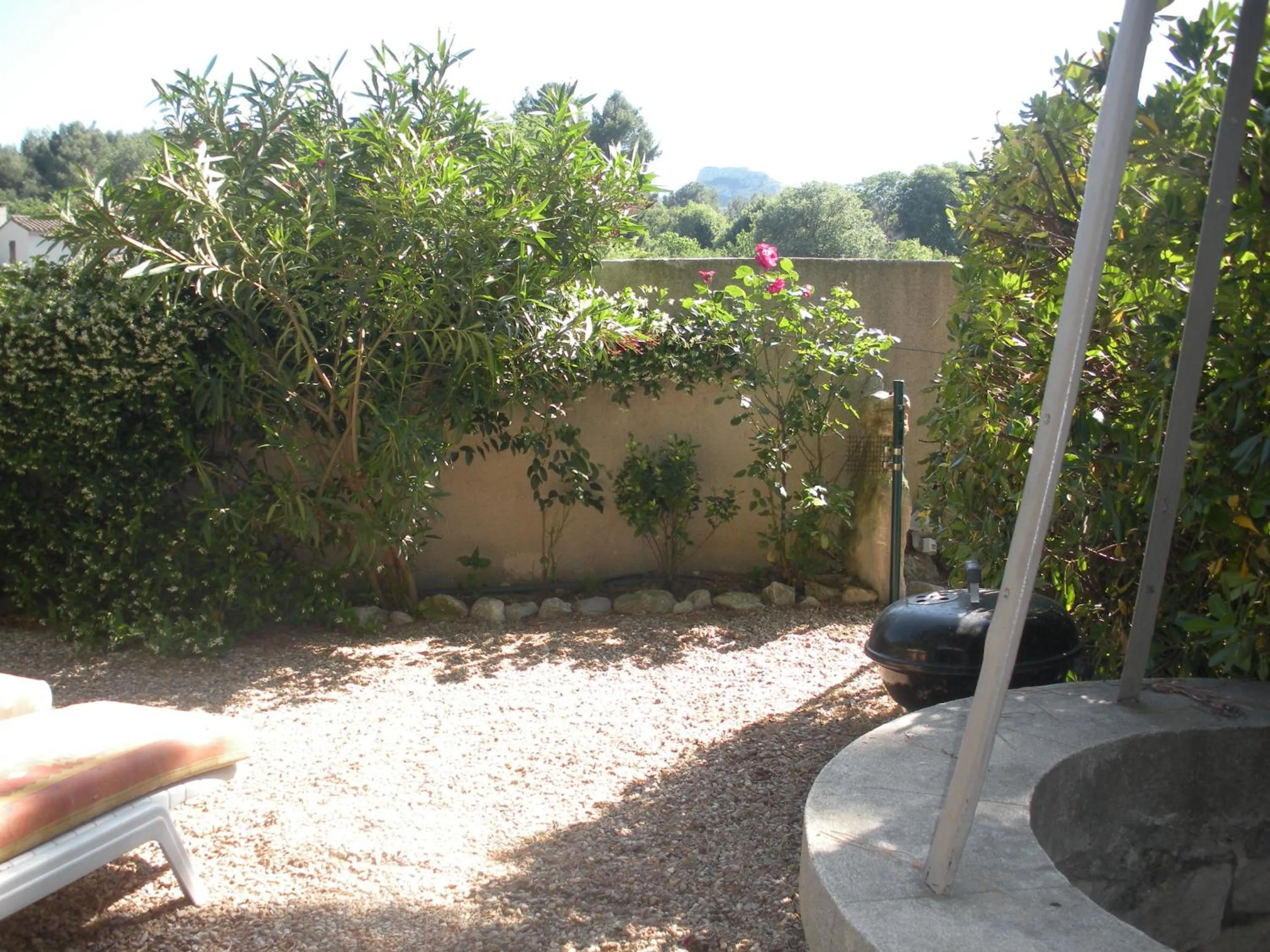 Balcony/Terrace in Gites Climatisés Piscine Chauffée La Balancelle