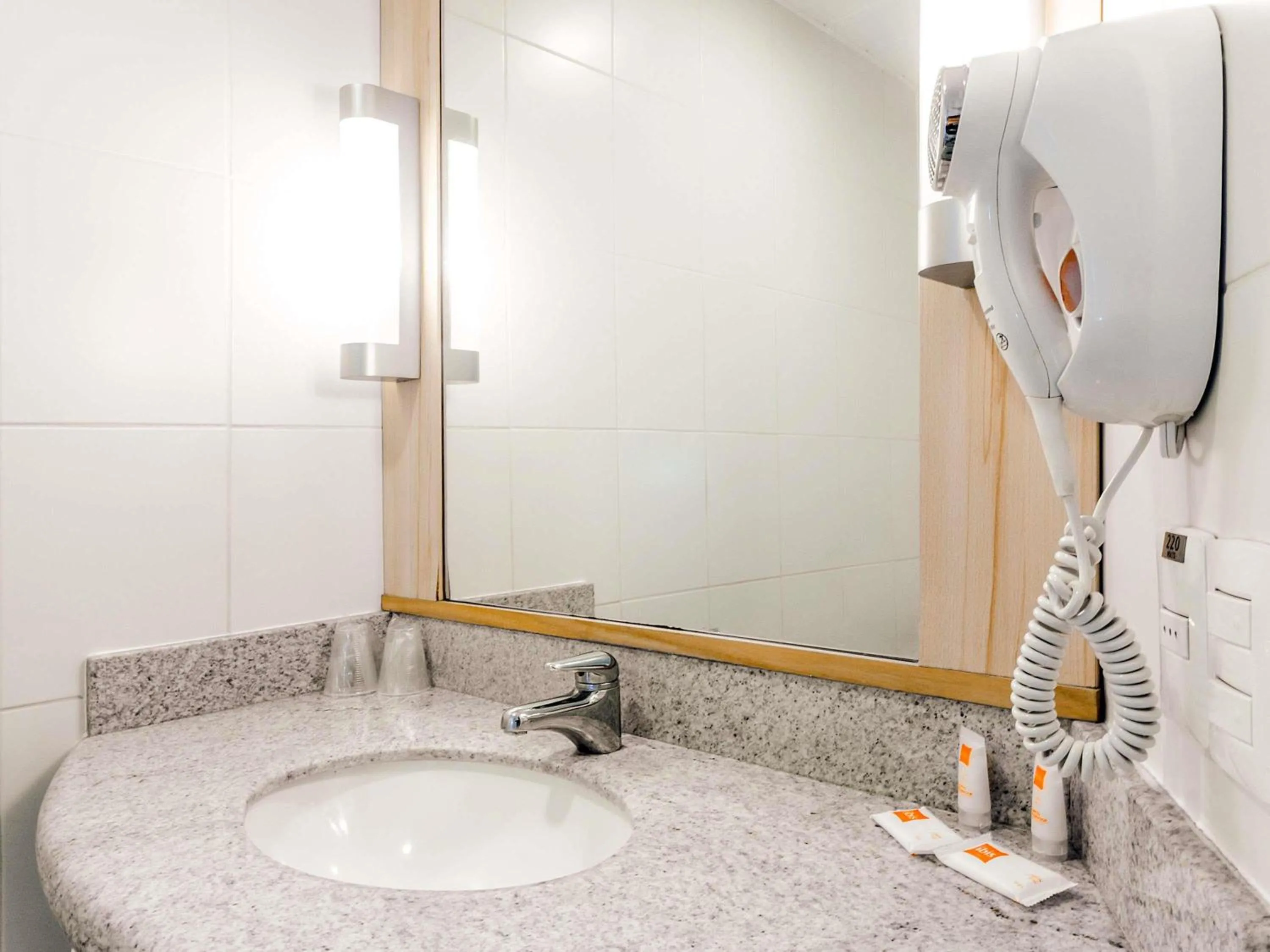 Bedroom in ibis Concepcion