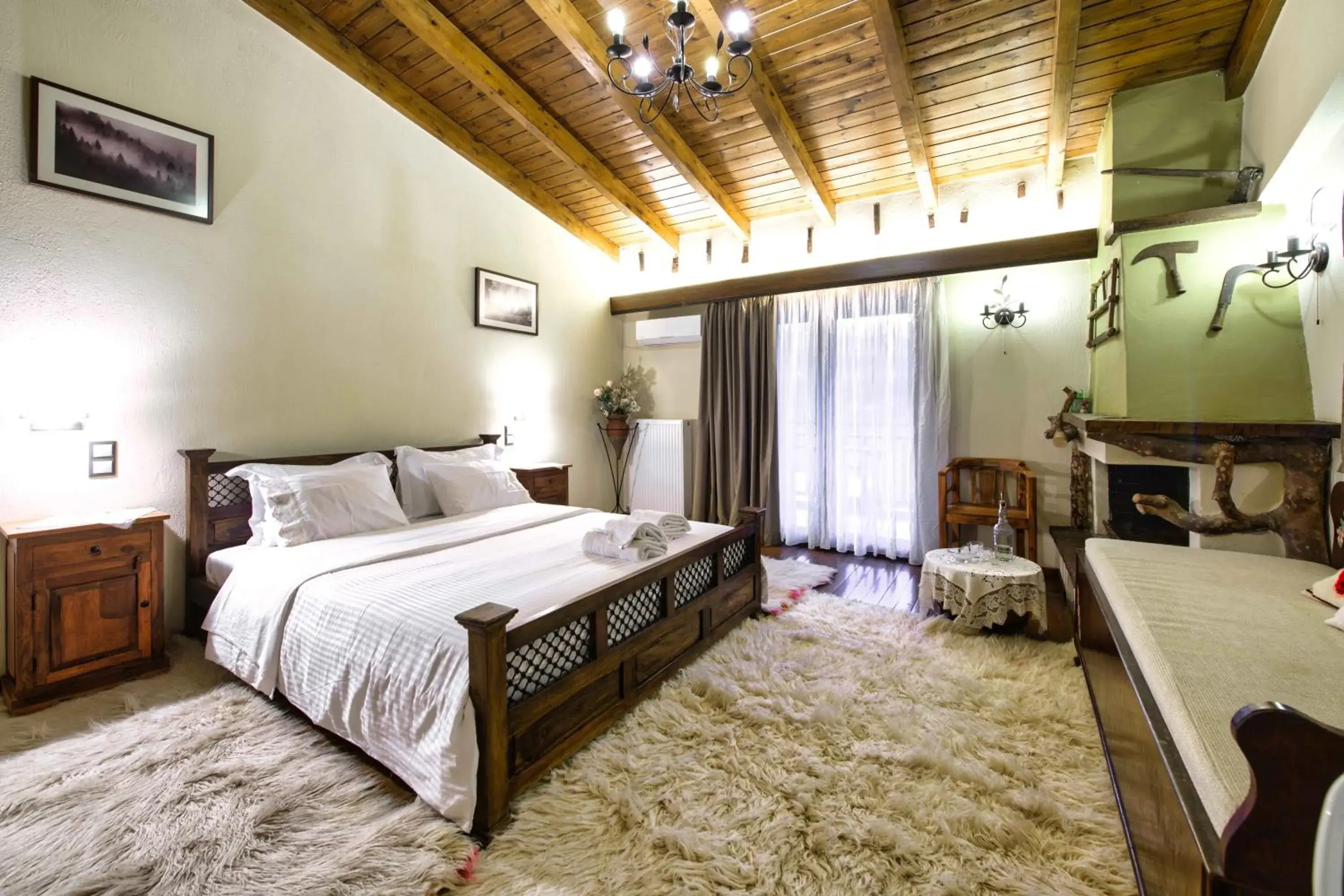 Double Room in Hotel Teloneio Double Room in Hotel Teloneio