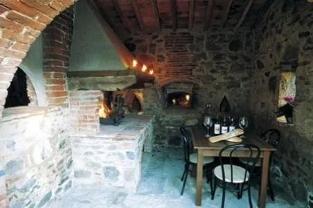 Facade/entrance in Borgo Nuovo San Martino