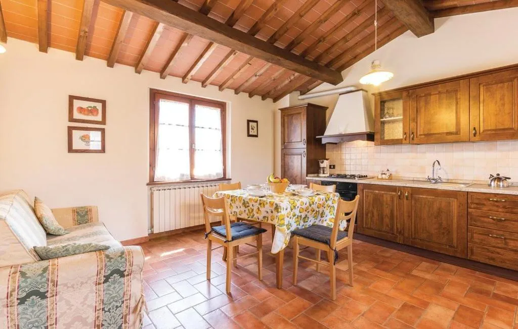 Dining area in Borgo Nuovo San Martino