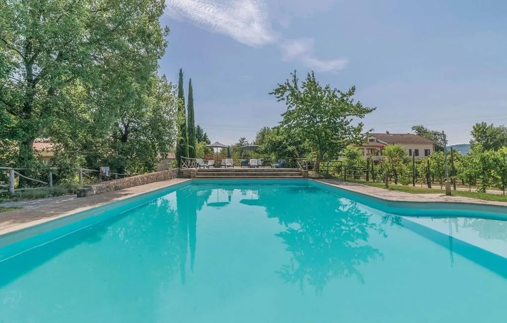 Swimming pool in Borgo Nuovo San Martino