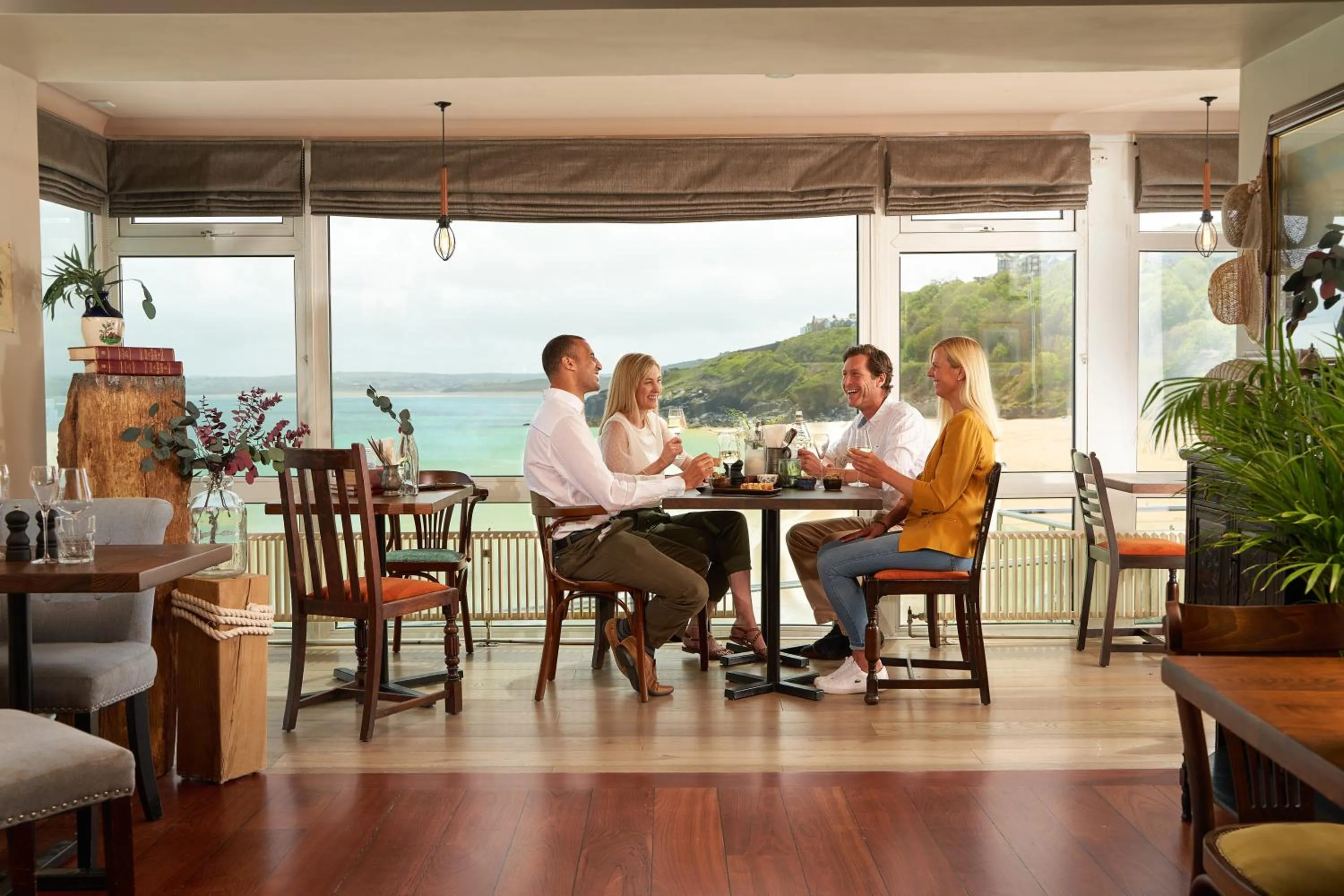 Property building in Pedn Olva