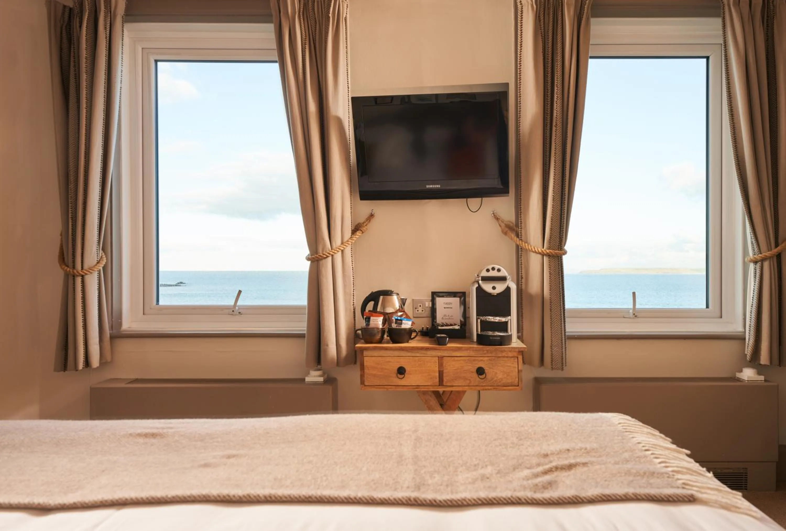 TV and multimedia, Bed in Pedn Olva