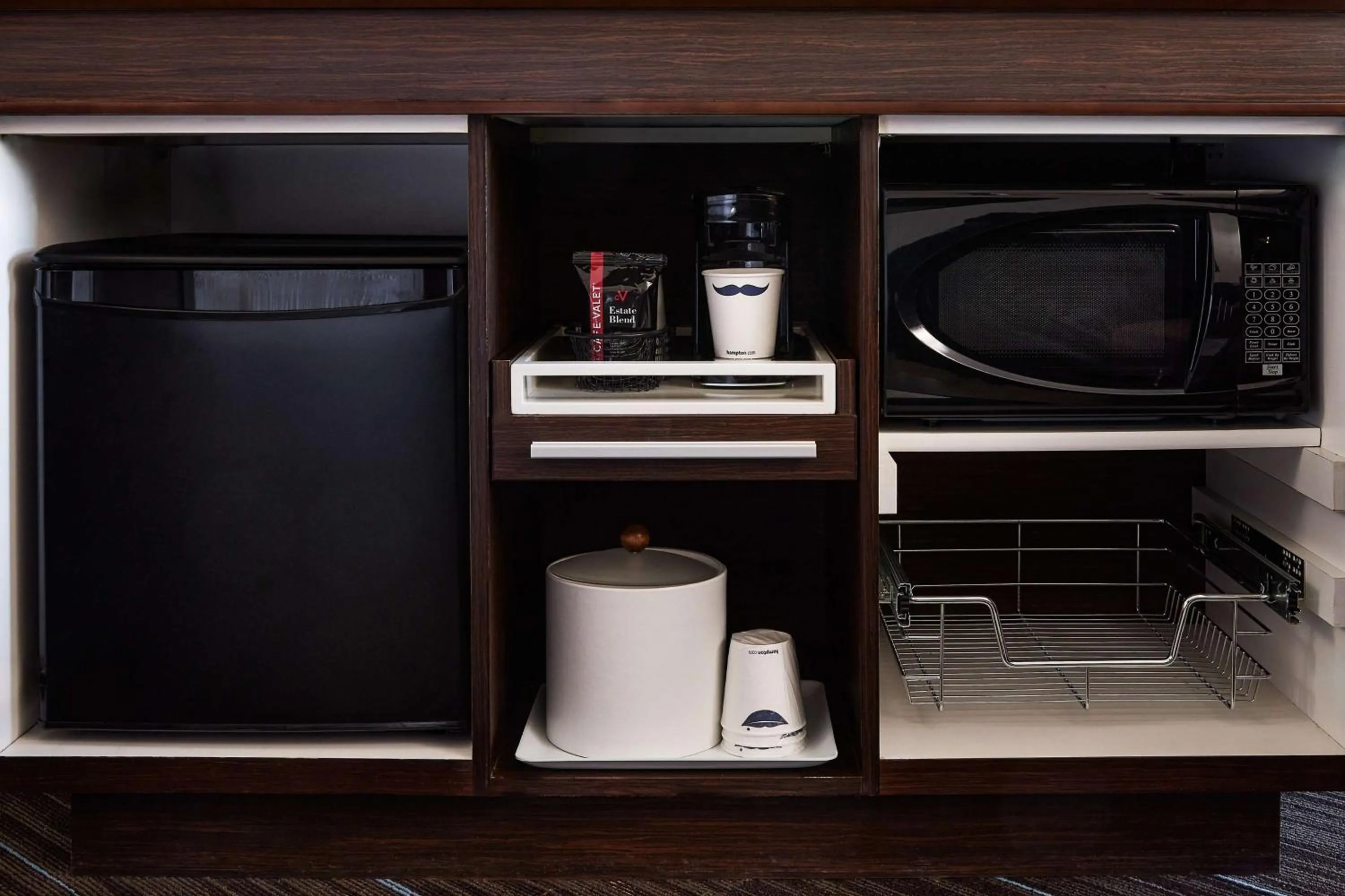 Photo of the whole room in Hampton Inn Taos