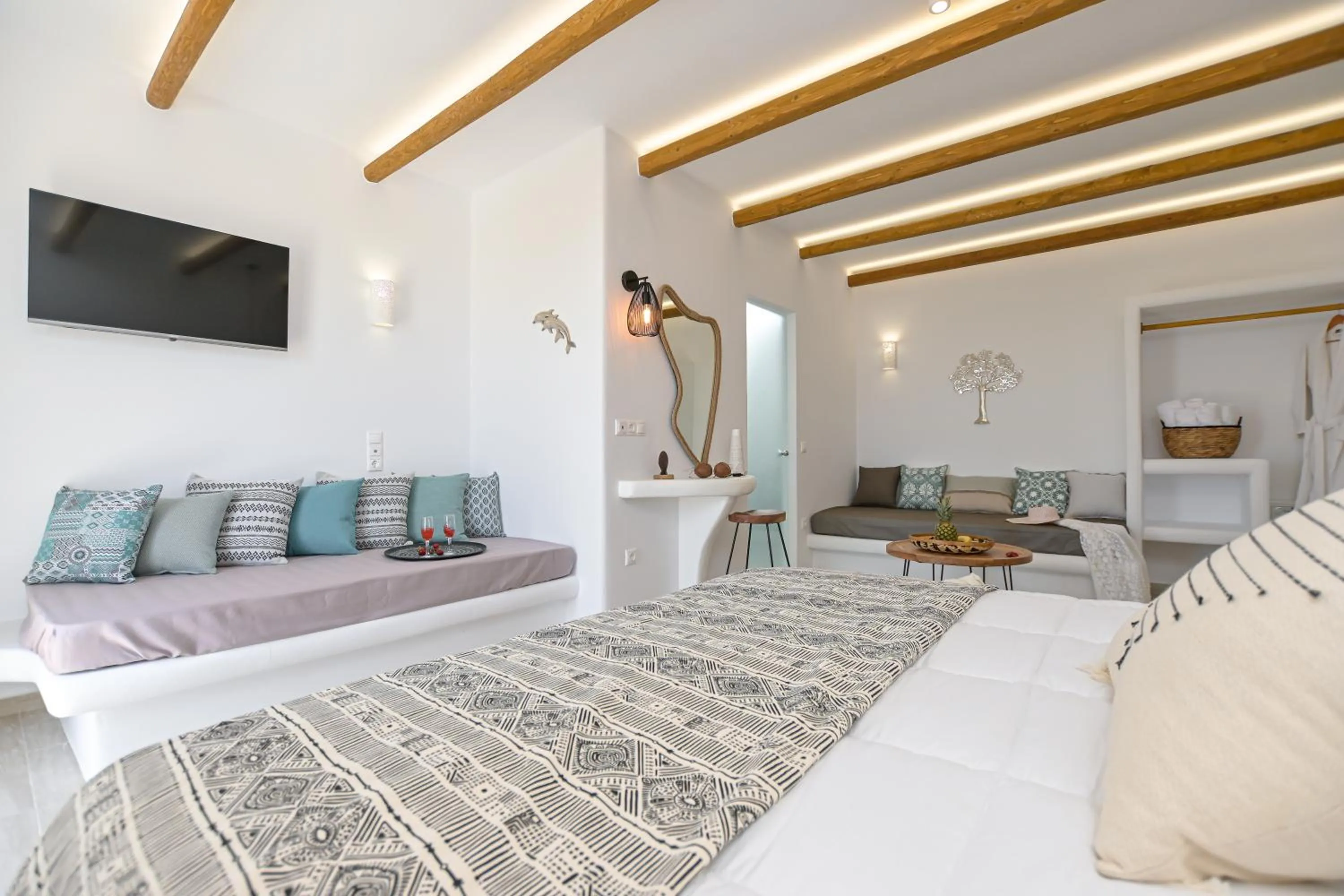 Property building, Bed in Marine Dream