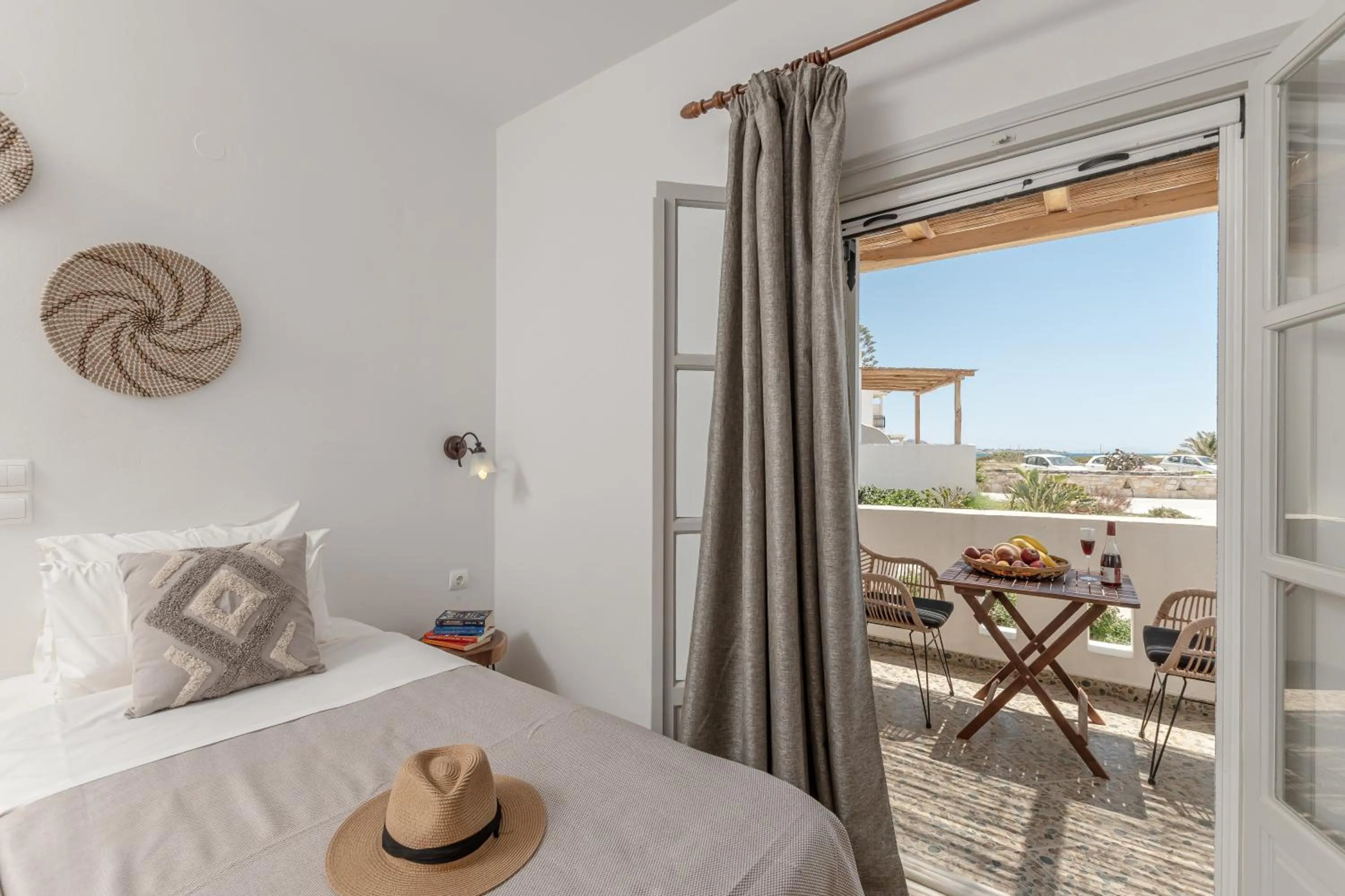 Patio, Bed in Marine Dream