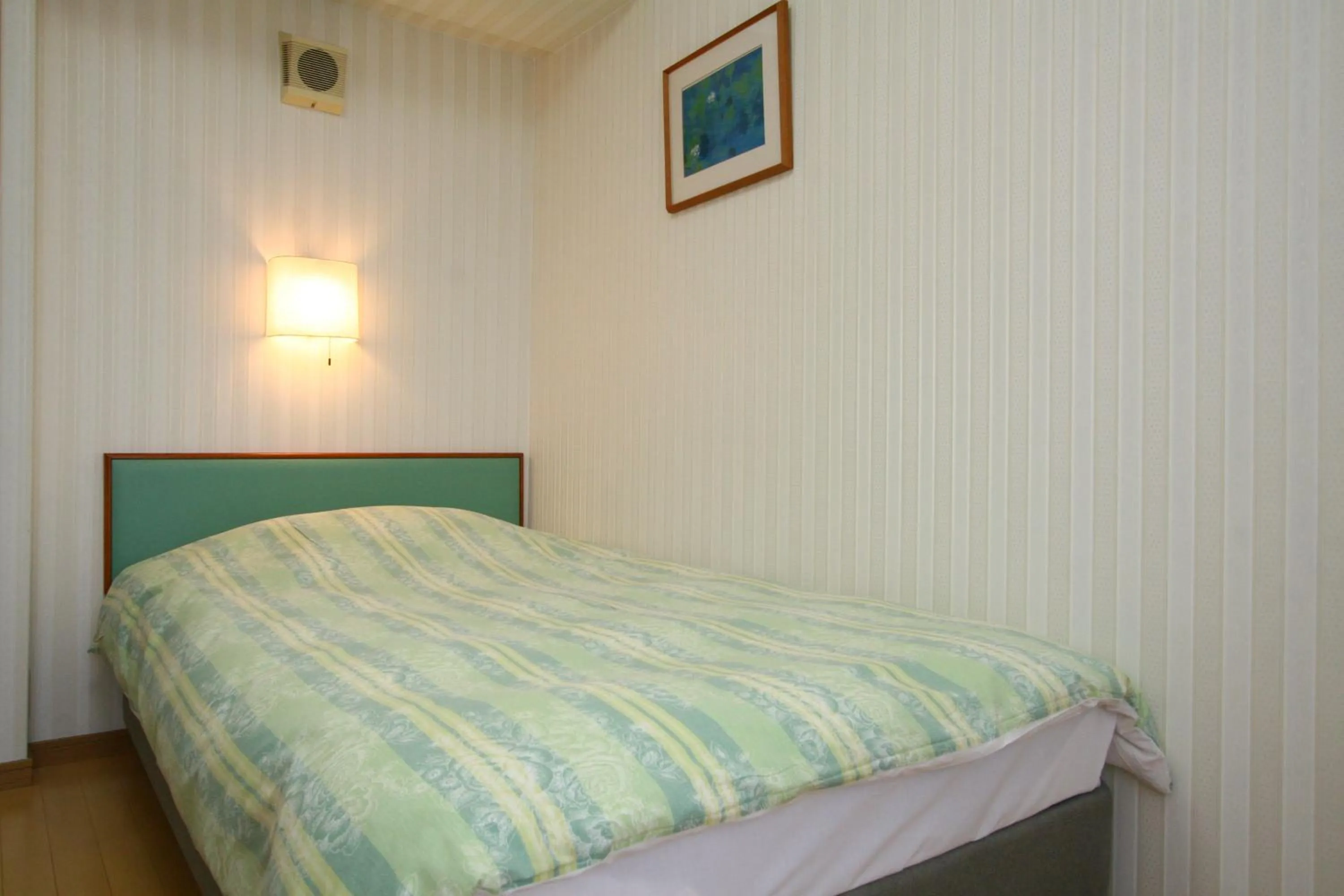 Bed in Access Tenjin