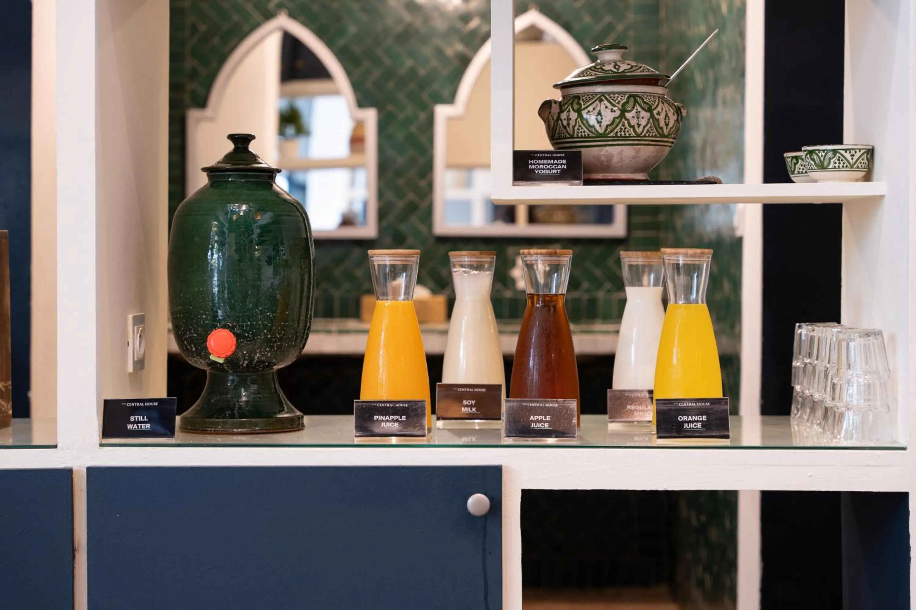 Breakfast in The Central House Marrakech Medina