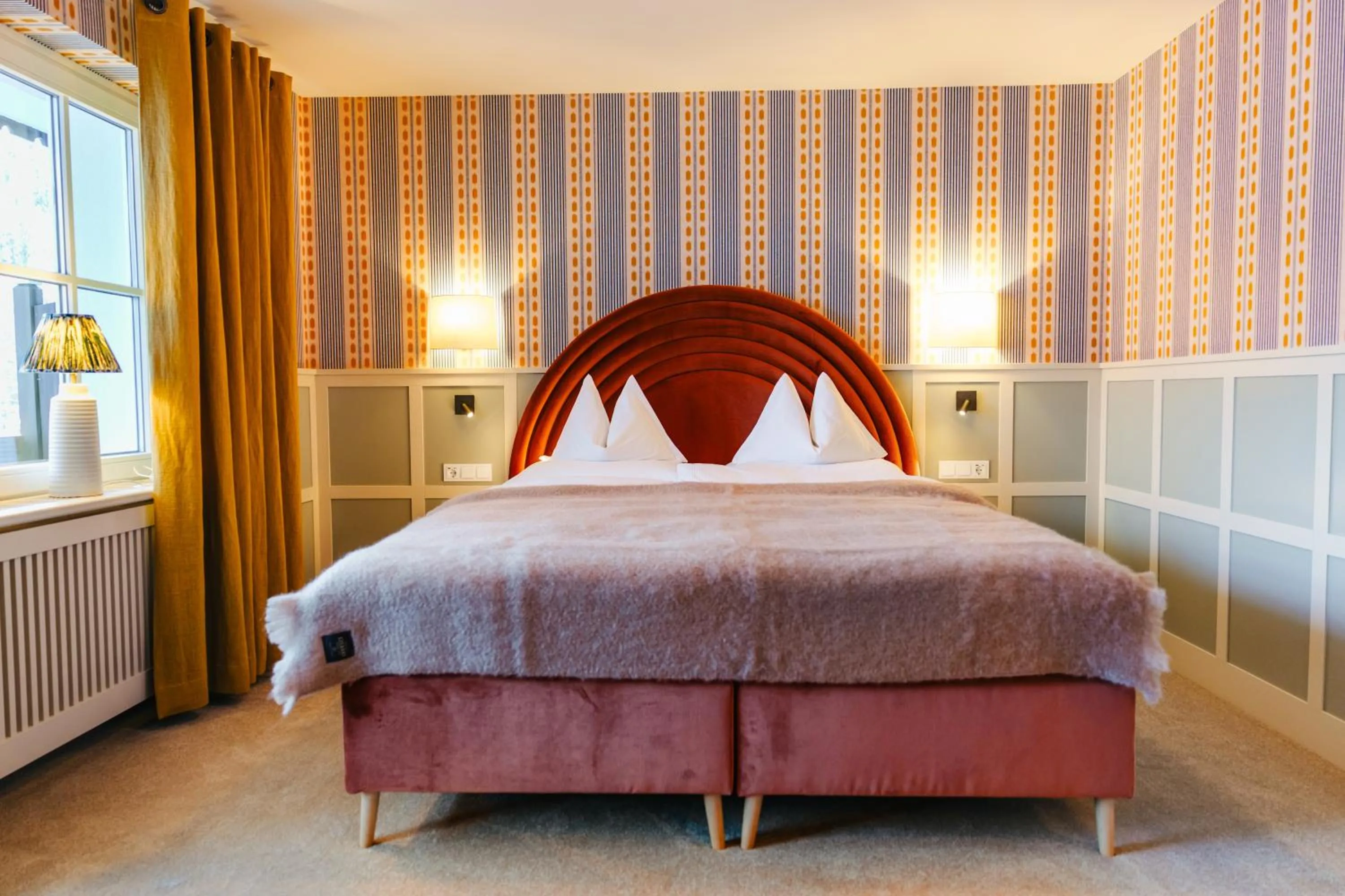Bed in Boutique-Hotel Schmelzhof