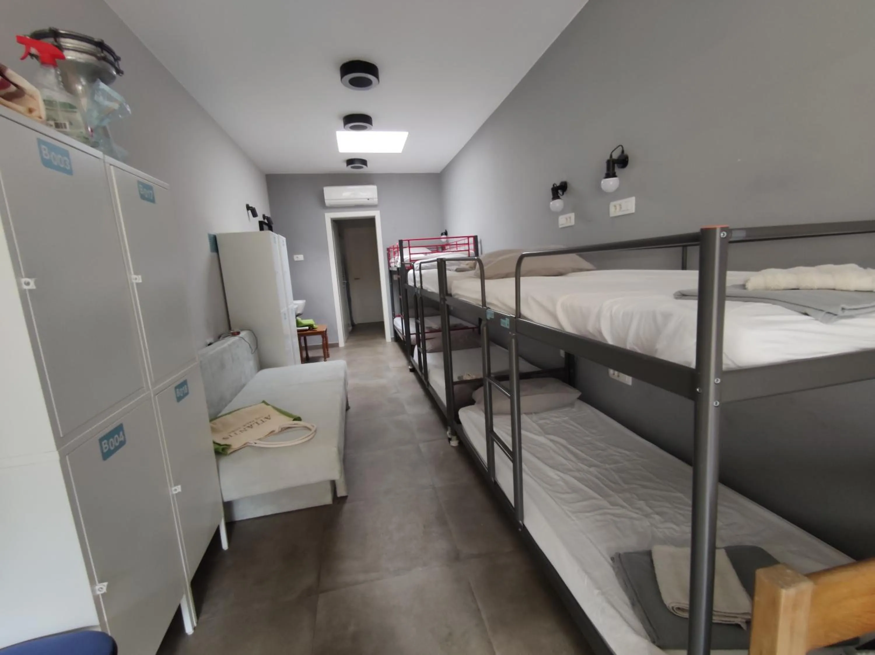 Single Bed in Dormitory Room in SUBTUB Hostel Makarska
