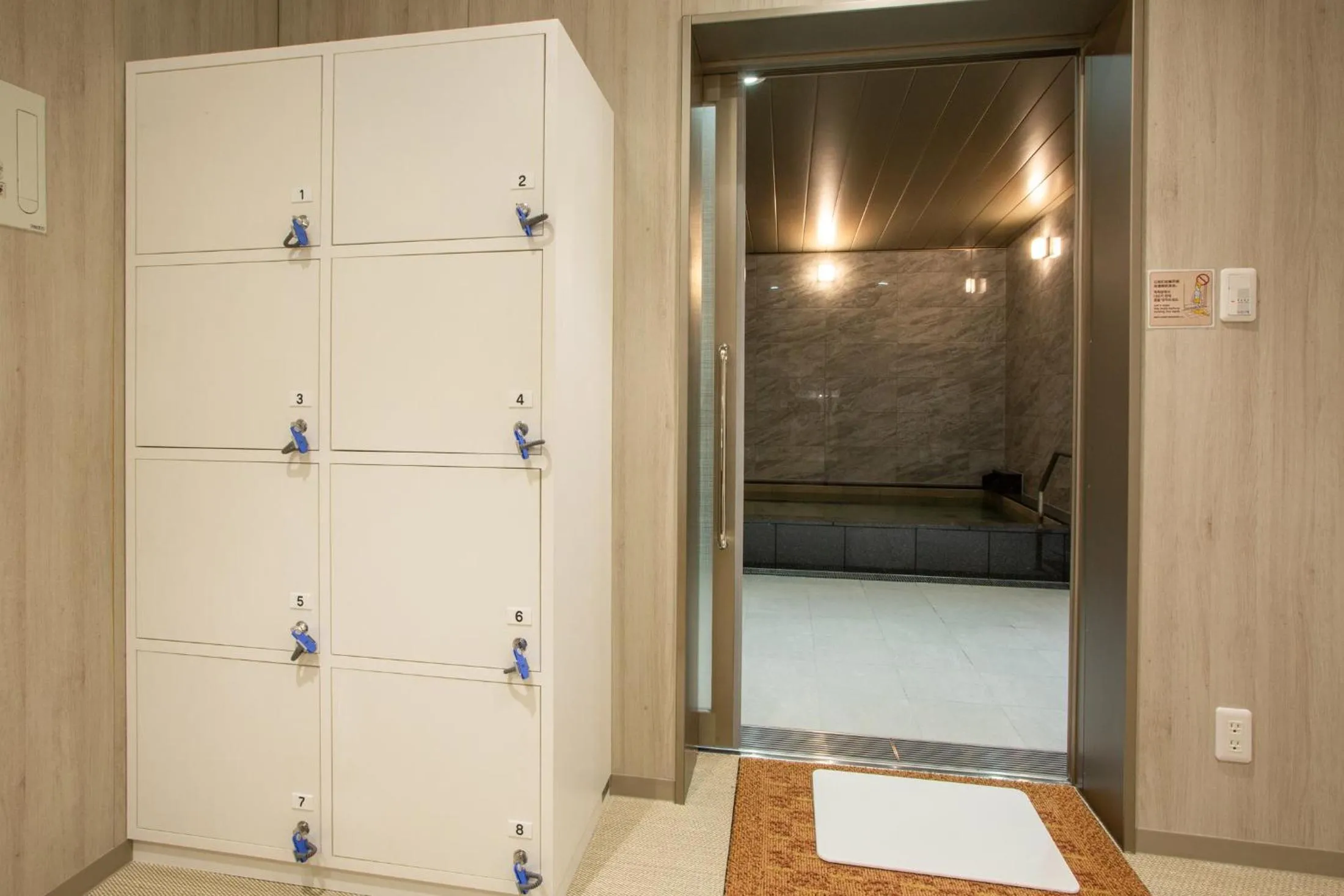 Spa and wellness centre/facilities in Kuretake Inn Osaka Midousuji Hommachi