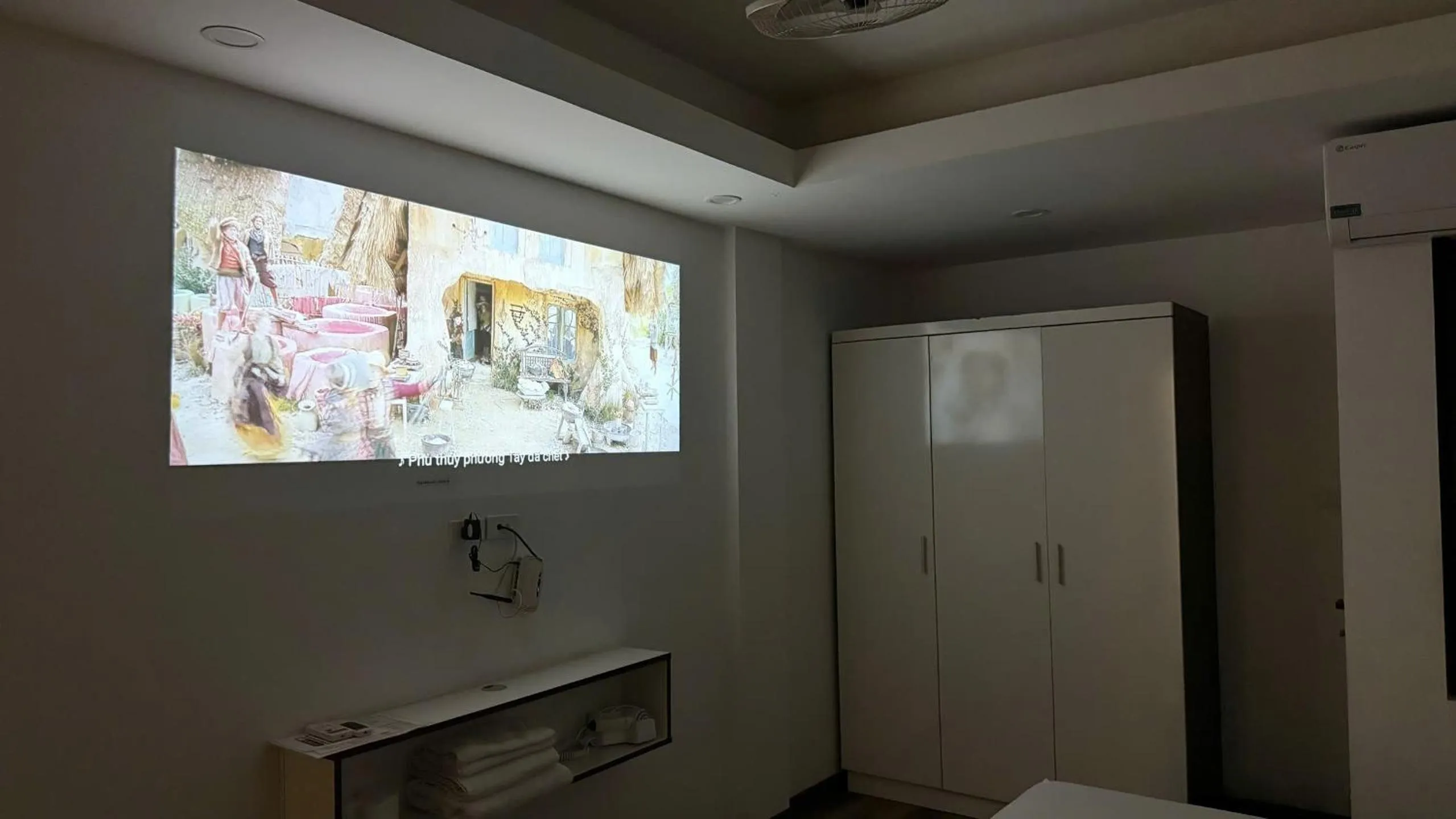 Era Ha Yen Apartment