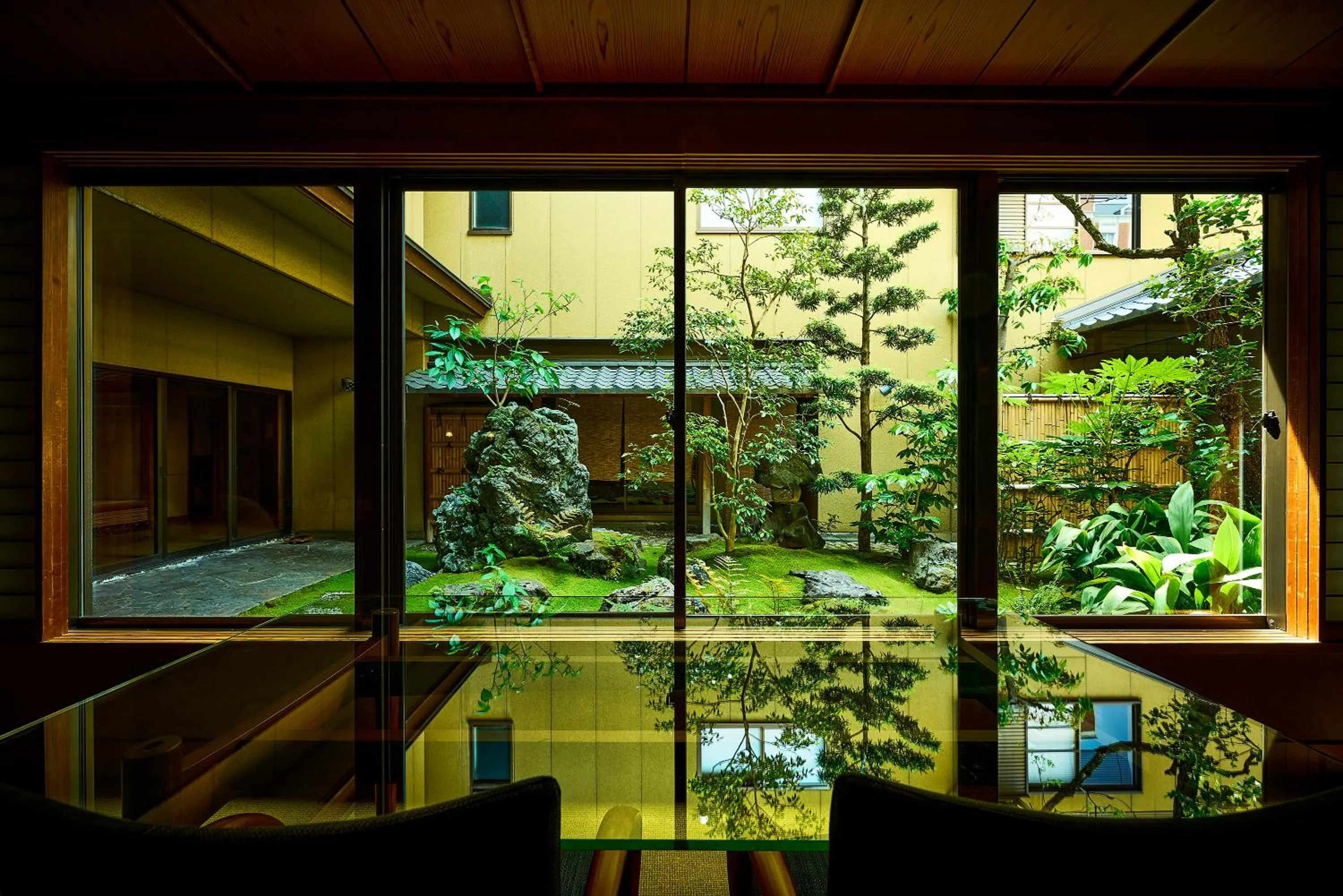 Garden in Yamatoya Besso