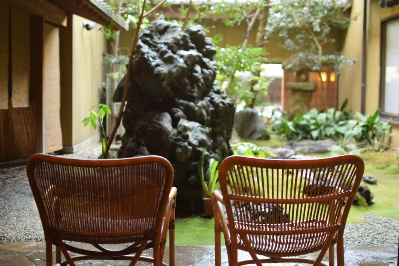 Garden in Yamatoya Besso