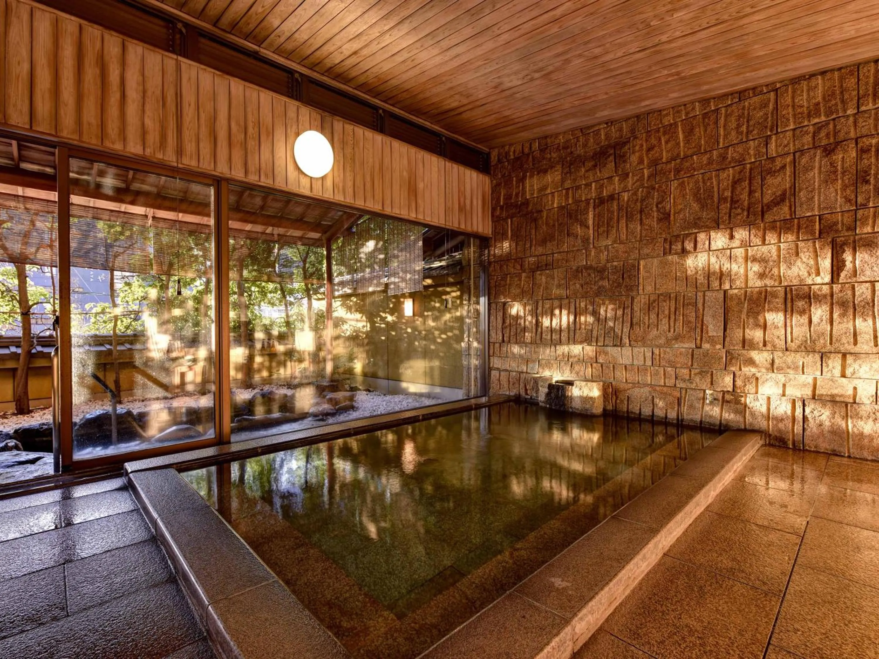 Hot Spring Bath in Yamatoya Besso