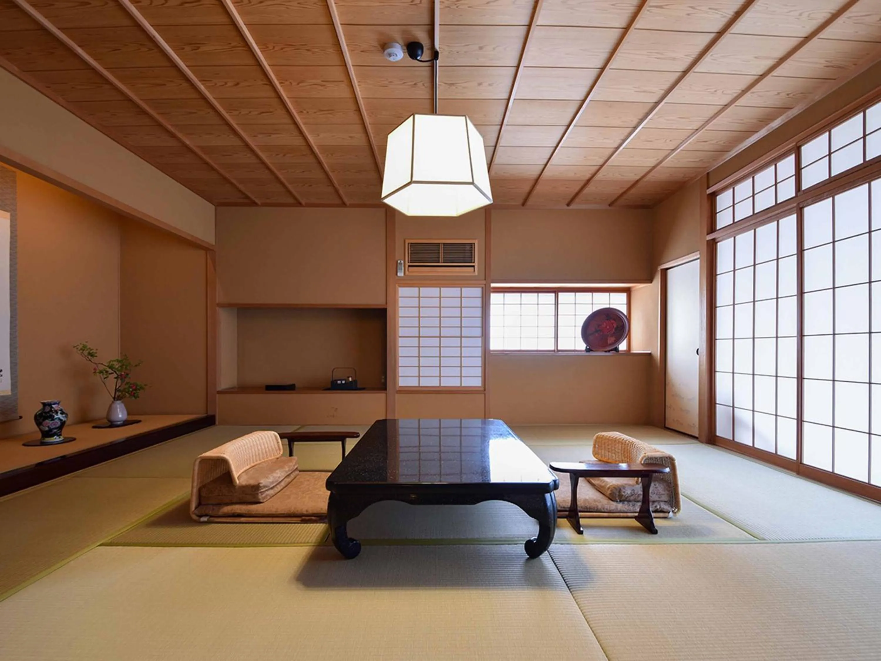 Photo of the whole room in Yamatoya Besso