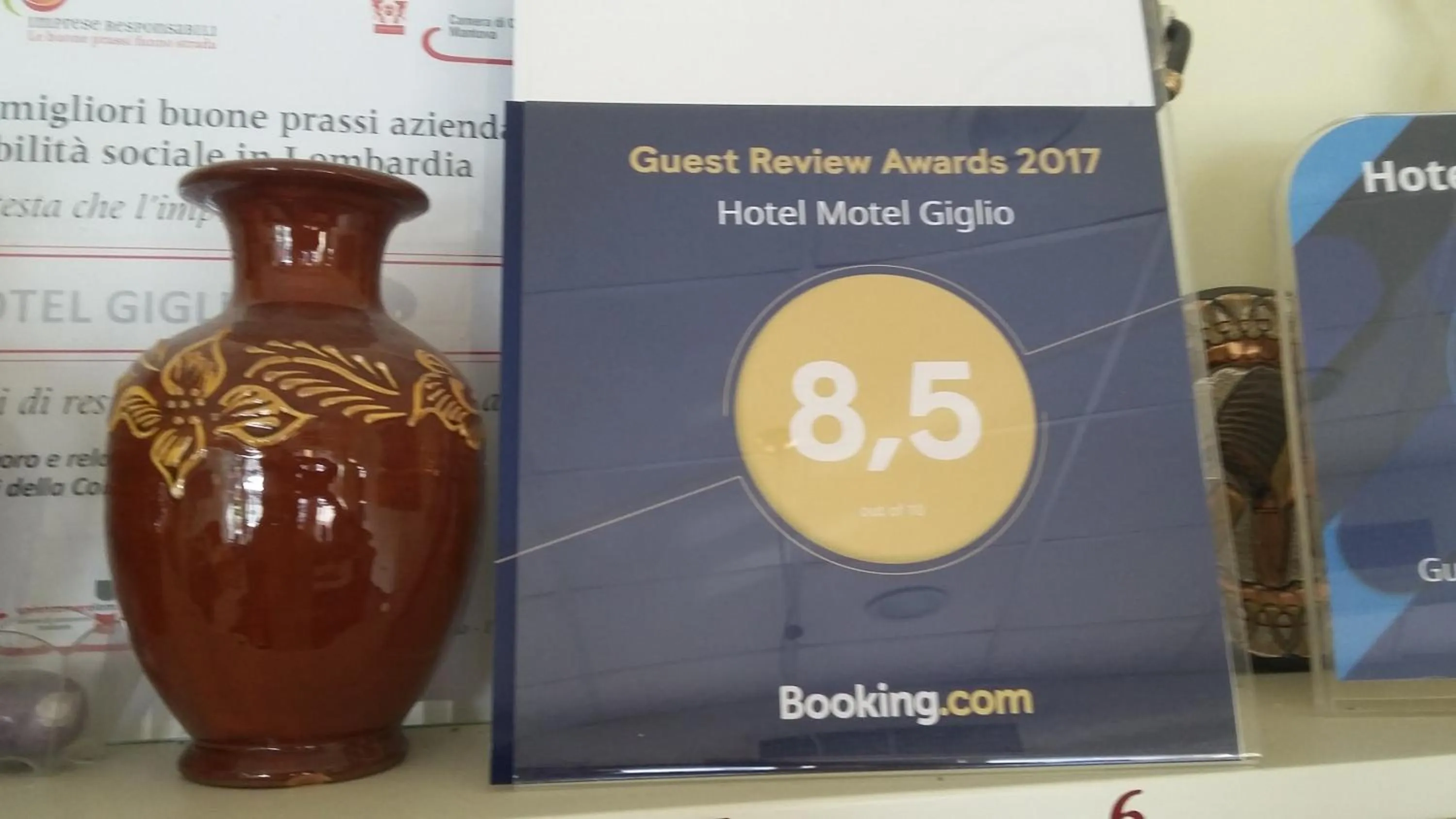 Certificate/Award in Confidence Hotel Viadana