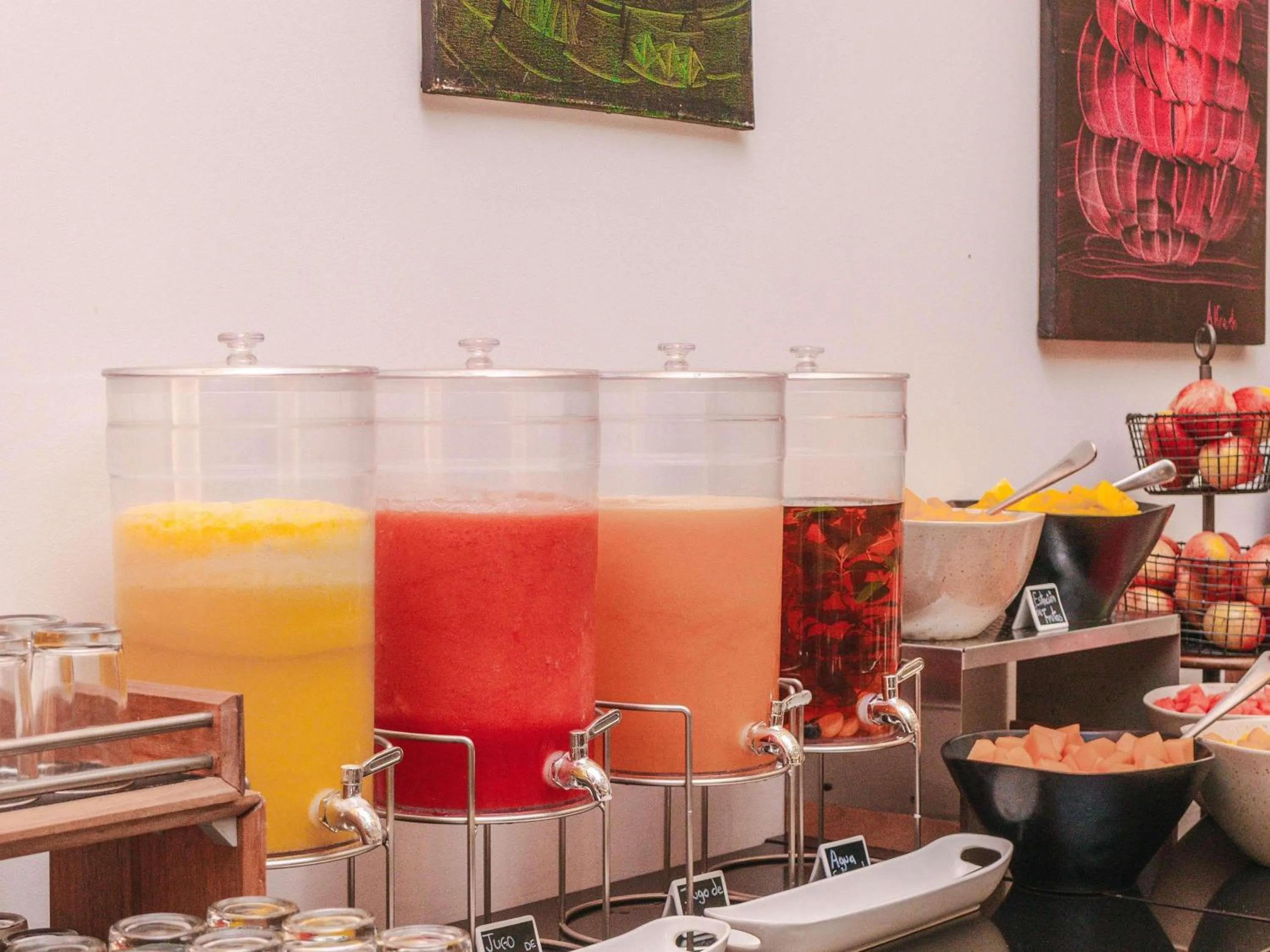 Breakfast in ibis Lima Larco Miraflores