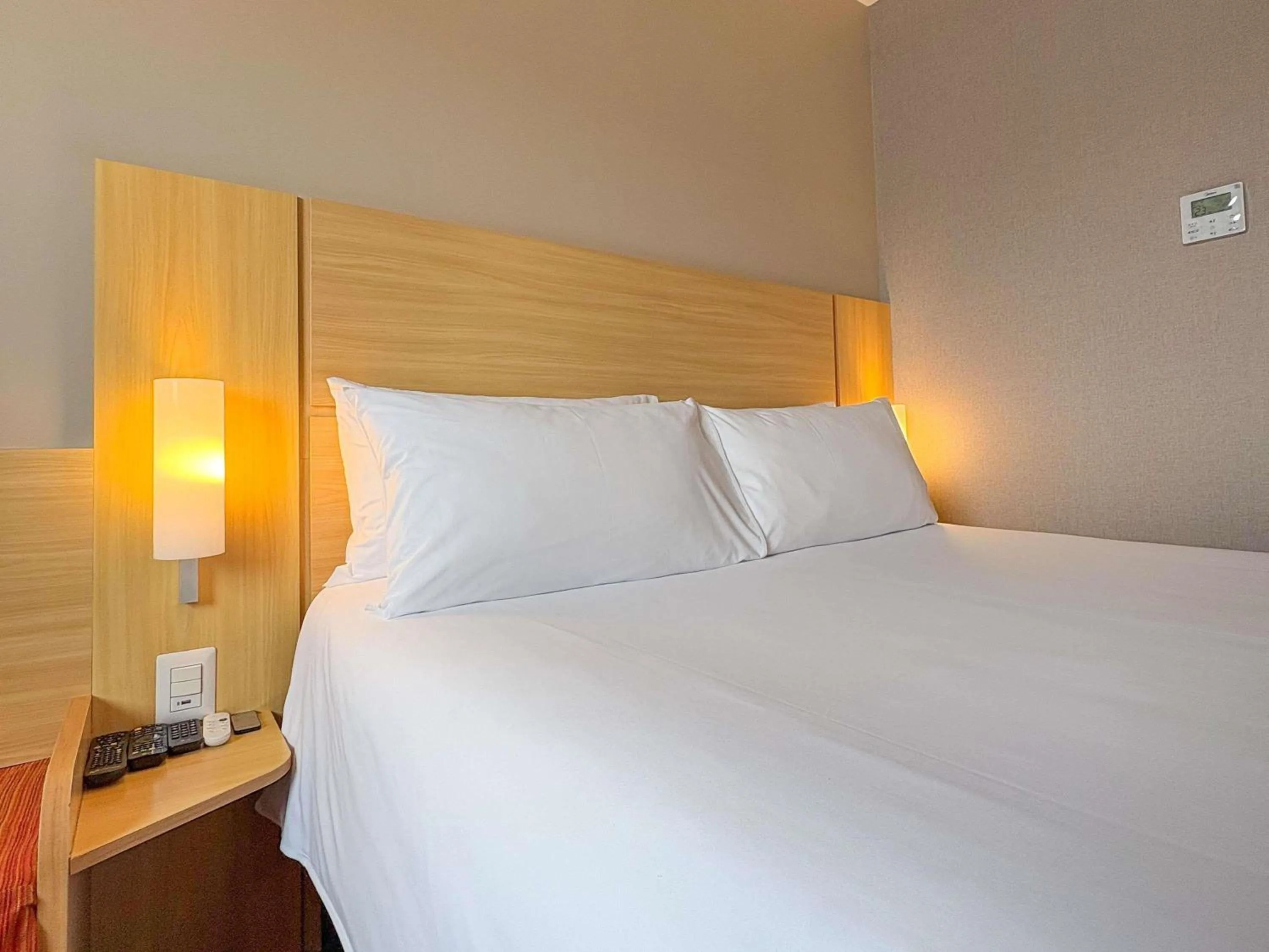 Bedroom, Bed in ibis Lima Larco Miraflores