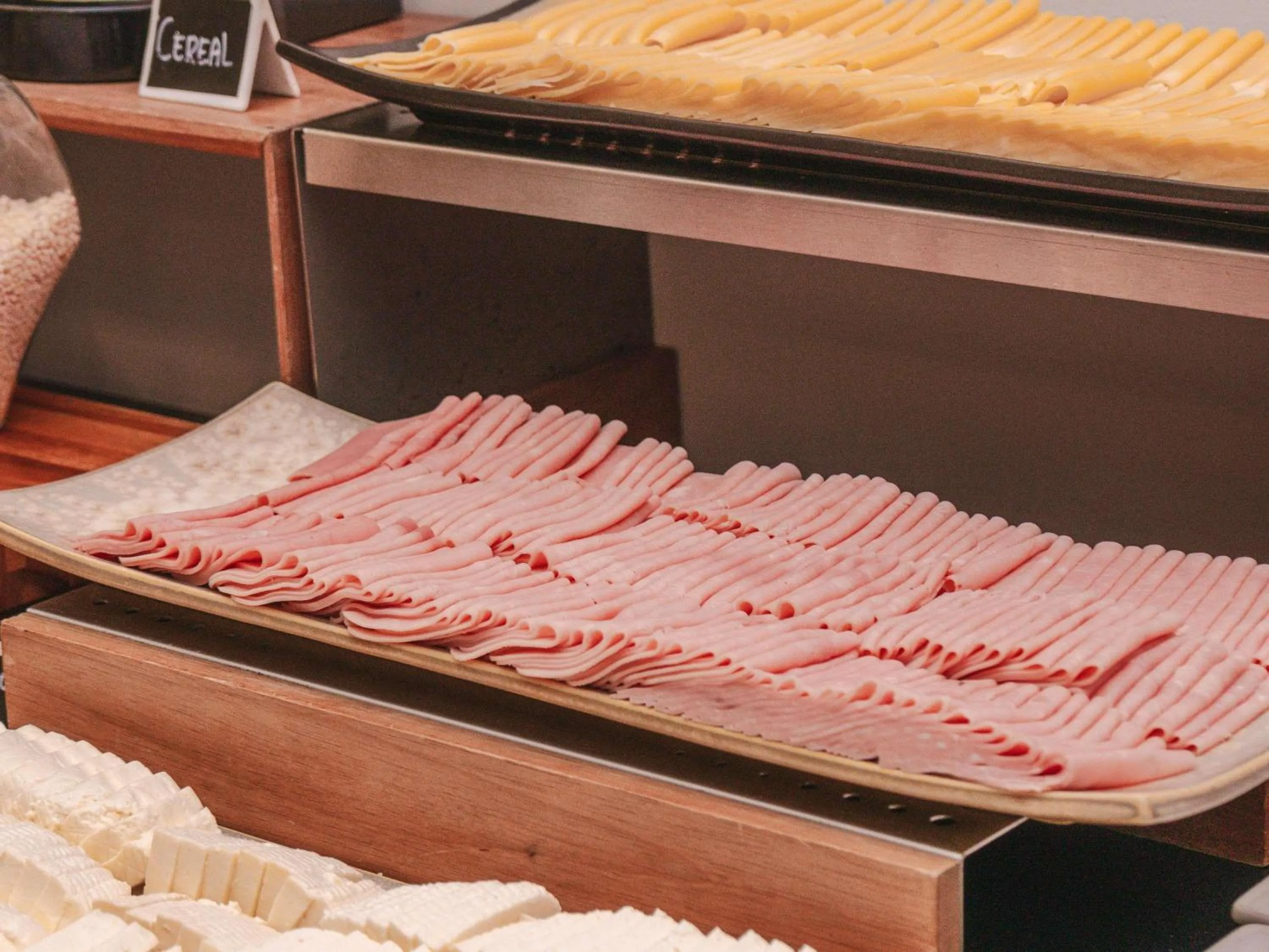 Restaurant/places to eat in ibis Lima Larco Miraflores