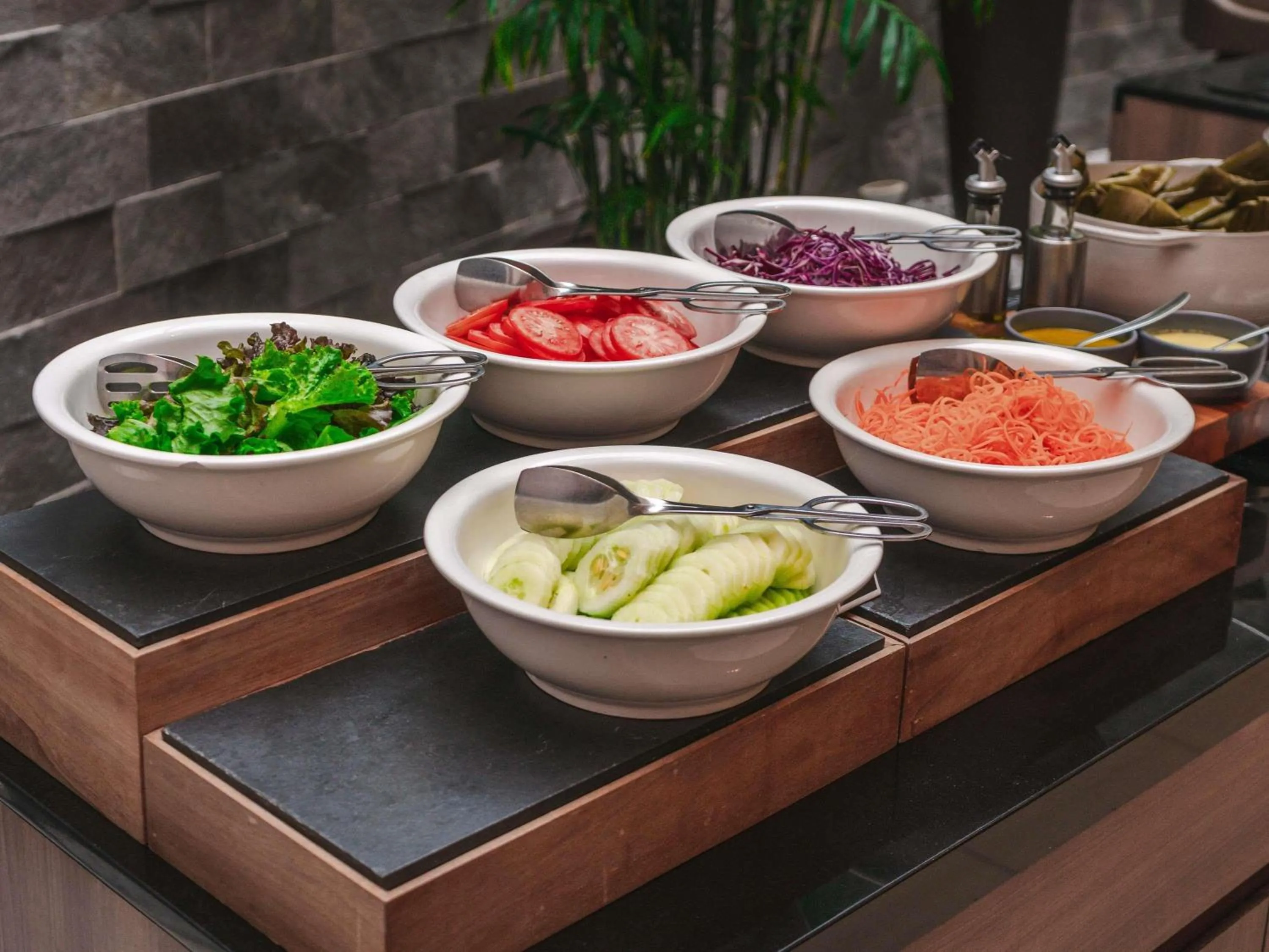 Restaurant/places to eat in ibis Lima Larco Miraflores