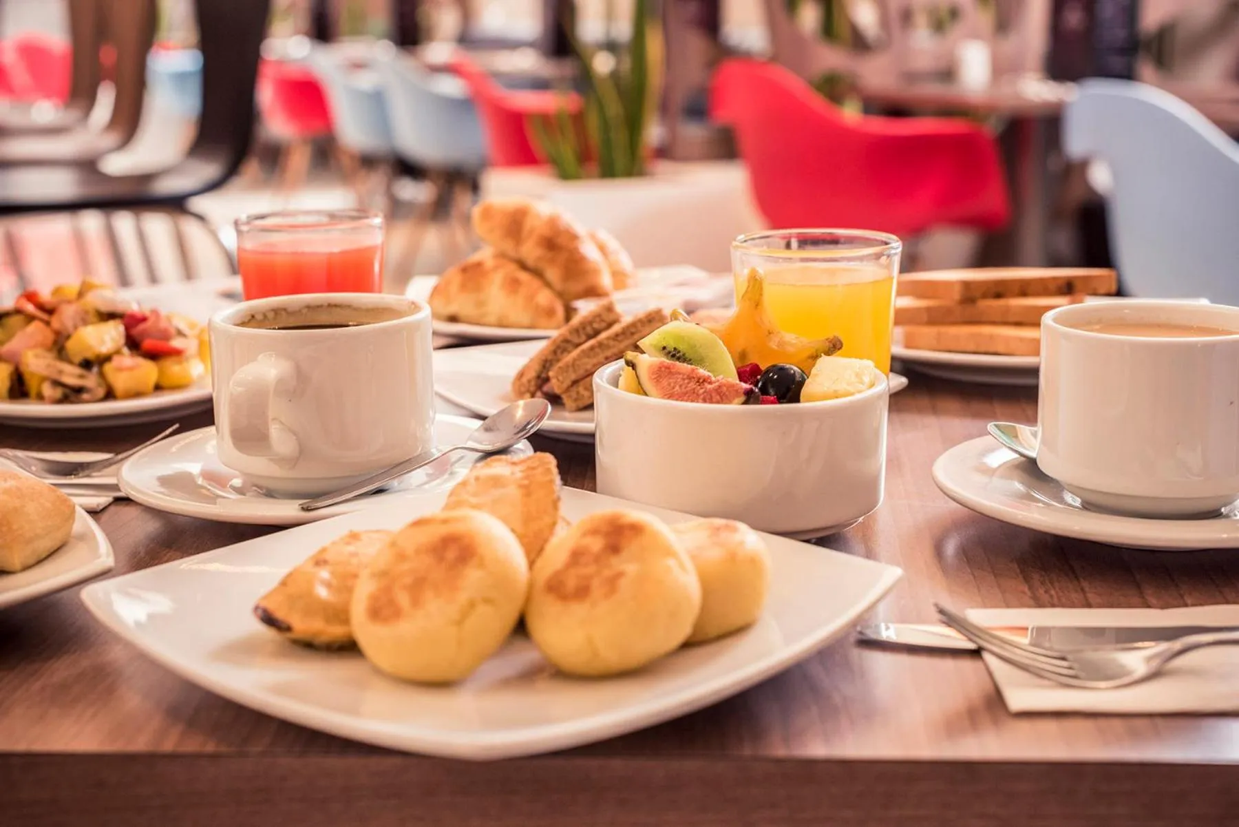 Breakfast in ibis Lima Larco Miraflores