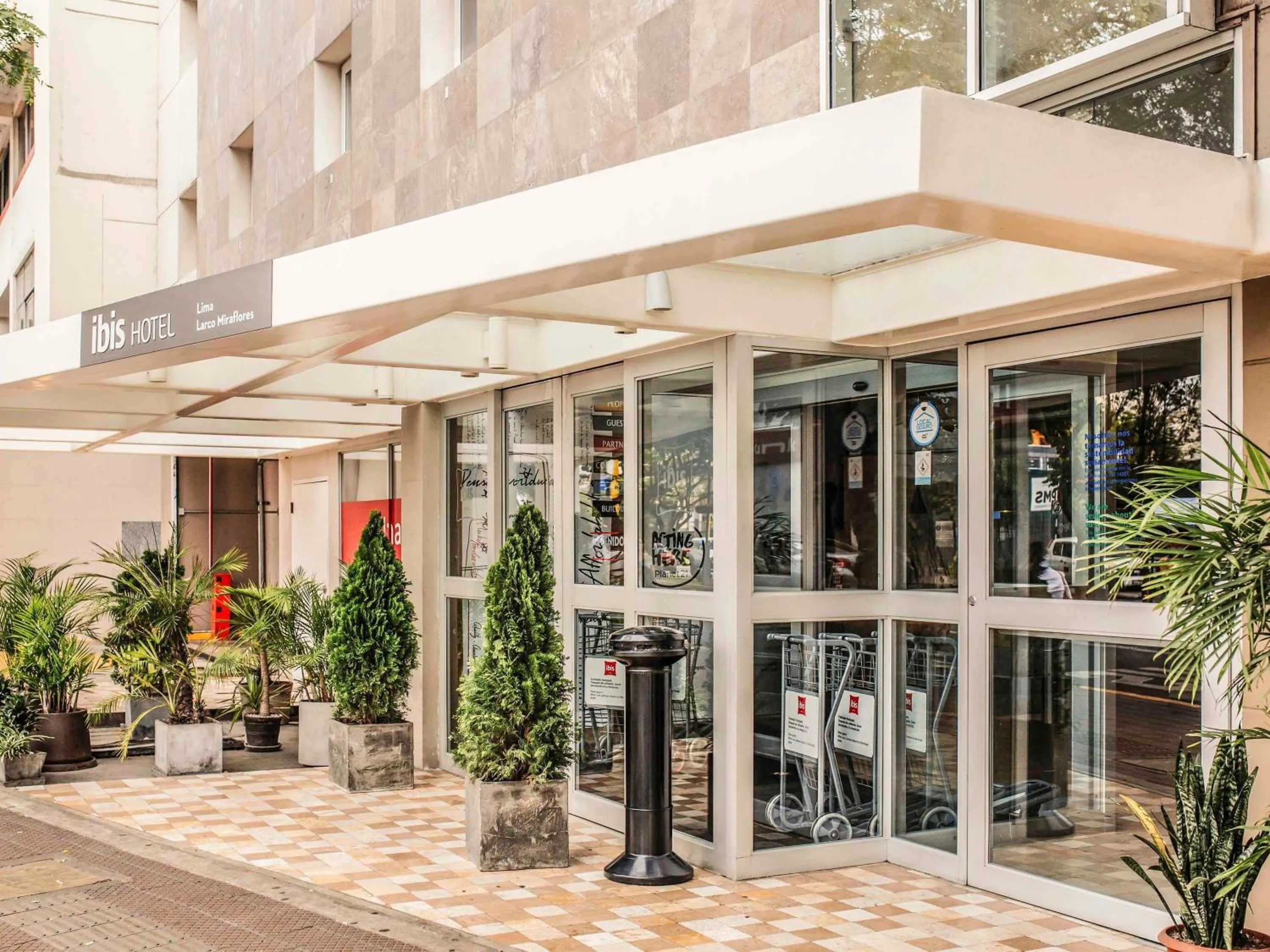 Property building in ibis Lima Larco Miraflores