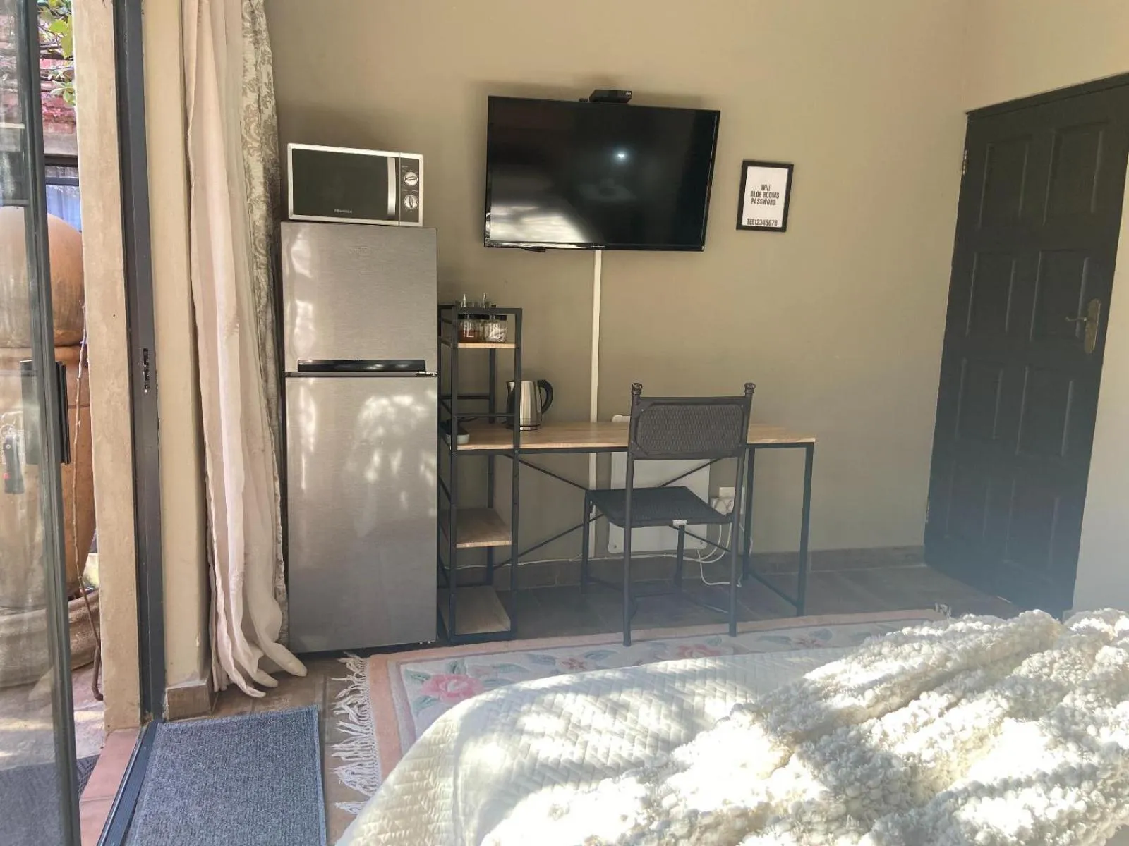 Photo of the whole room in Aloe Guesthouse Klerksdorp