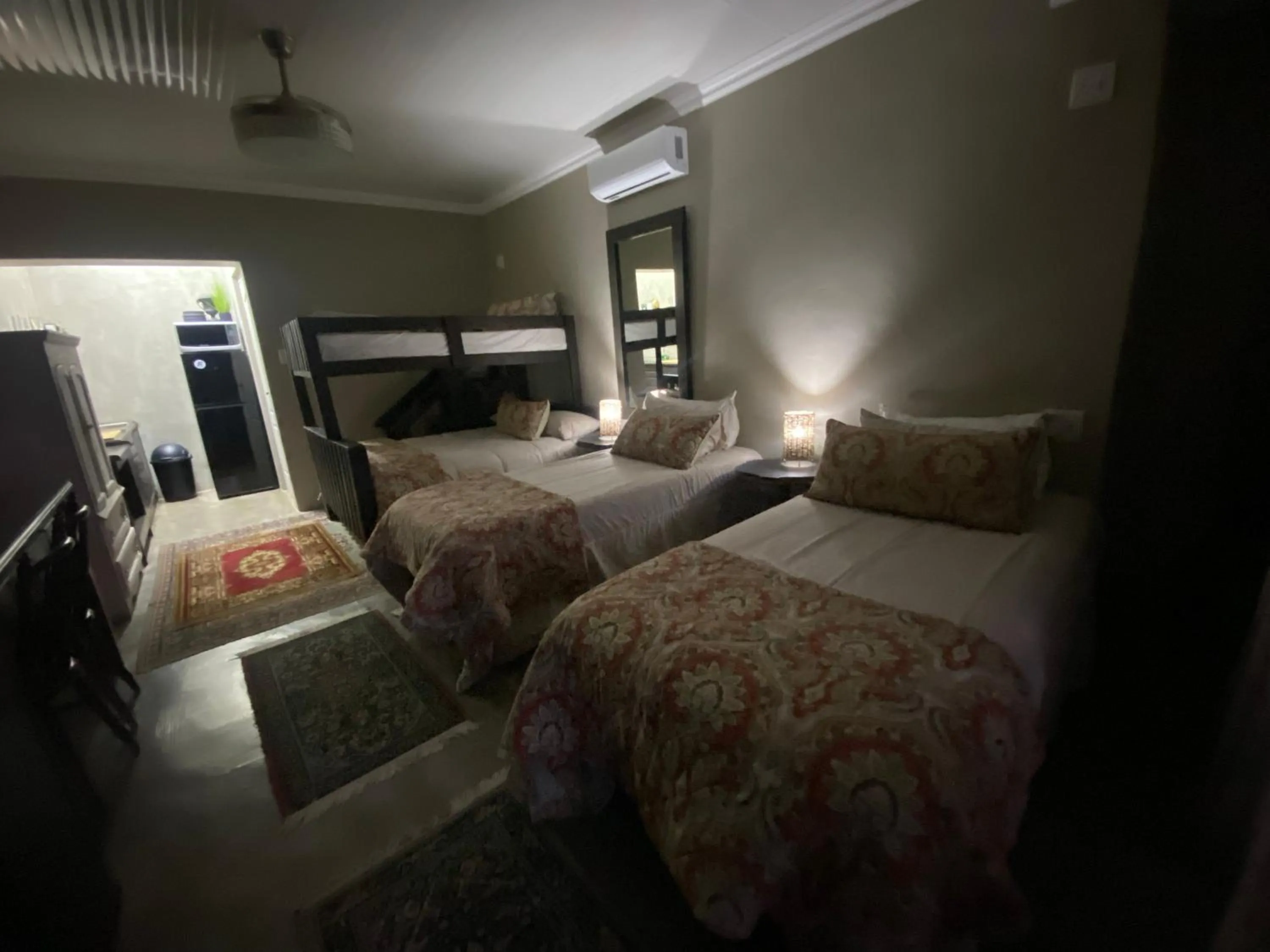 Bed in Aloe Guesthouse Klerksdorp