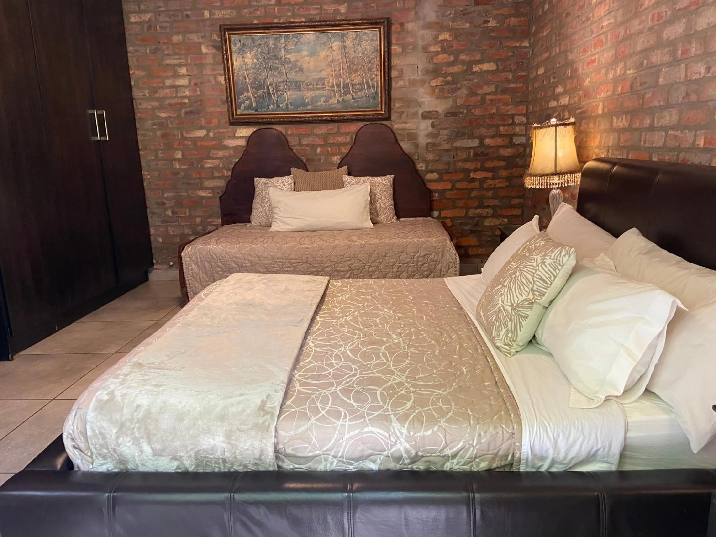 Bed in Aloe Guesthouse Klerksdorp