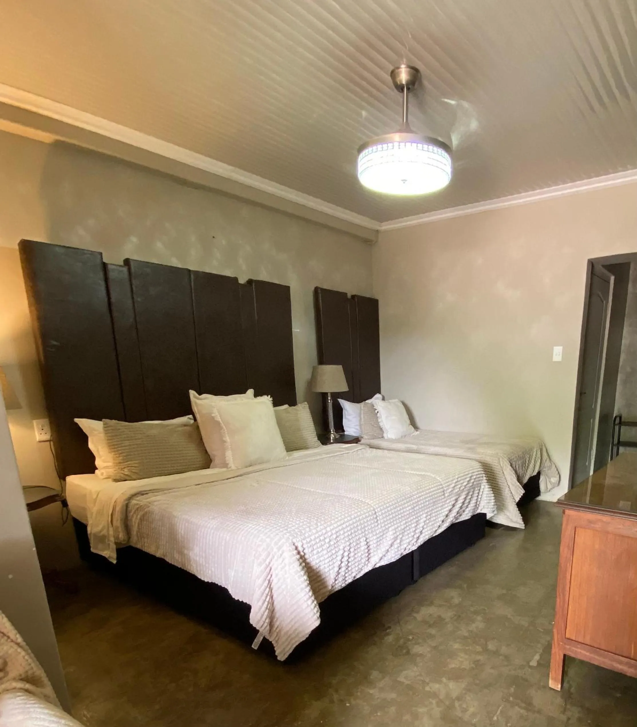 Bed in Aloe Guesthouse Klerksdorp