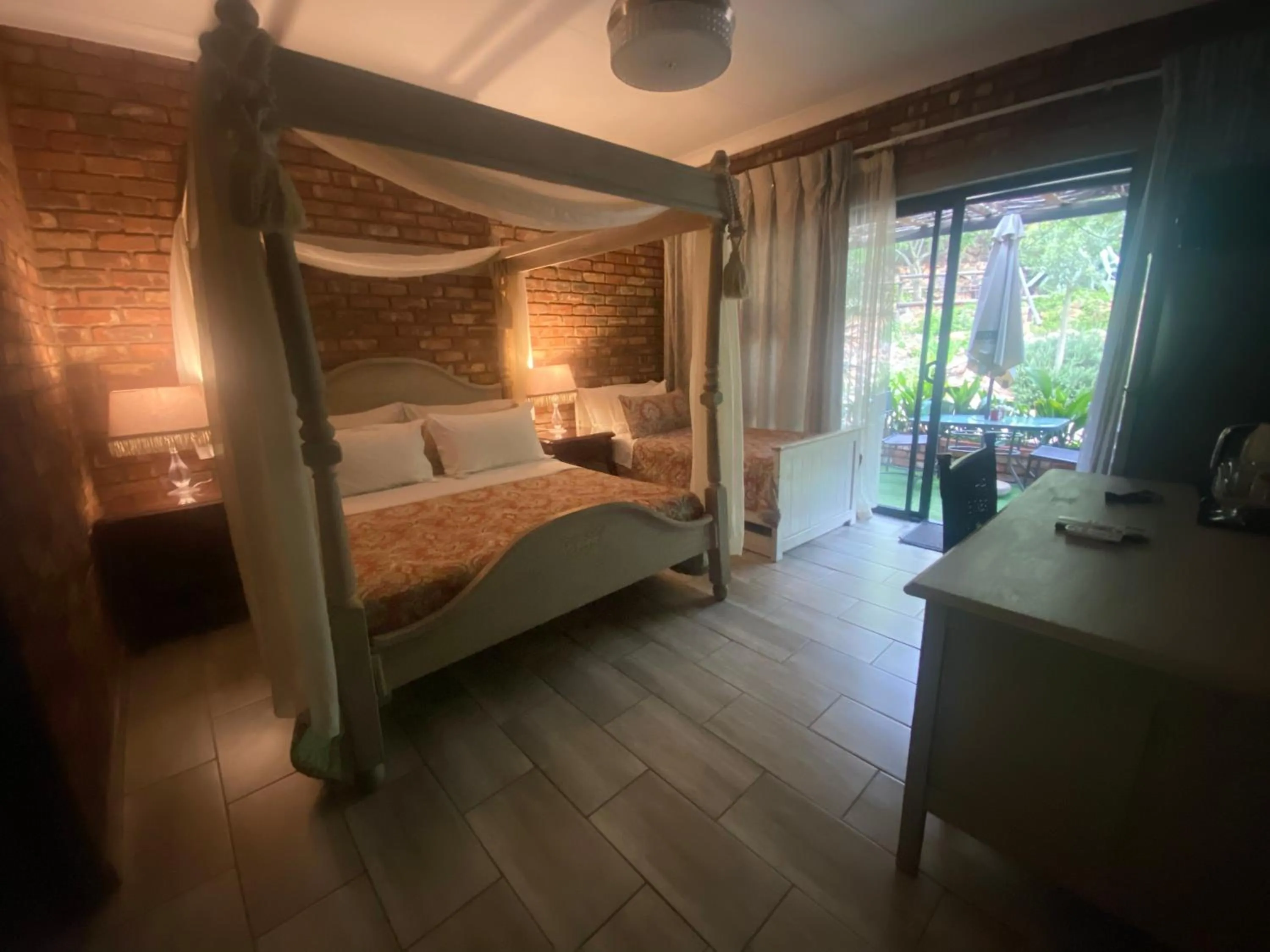 Bed in Aloe Guesthouse Klerksdorp