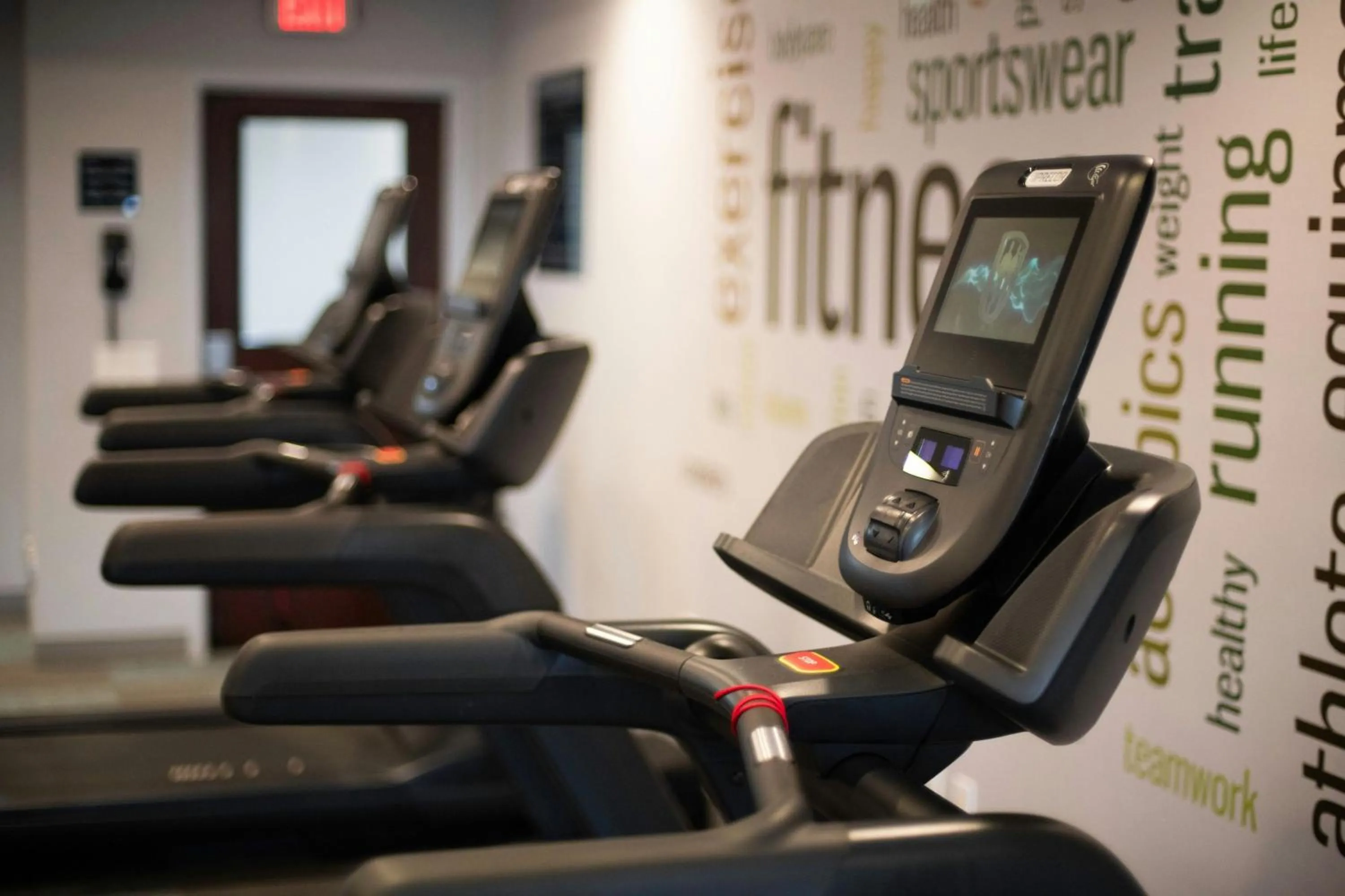Fitness centre/facilities in Four Points by Sheraton Fayetteville Fort Bragg