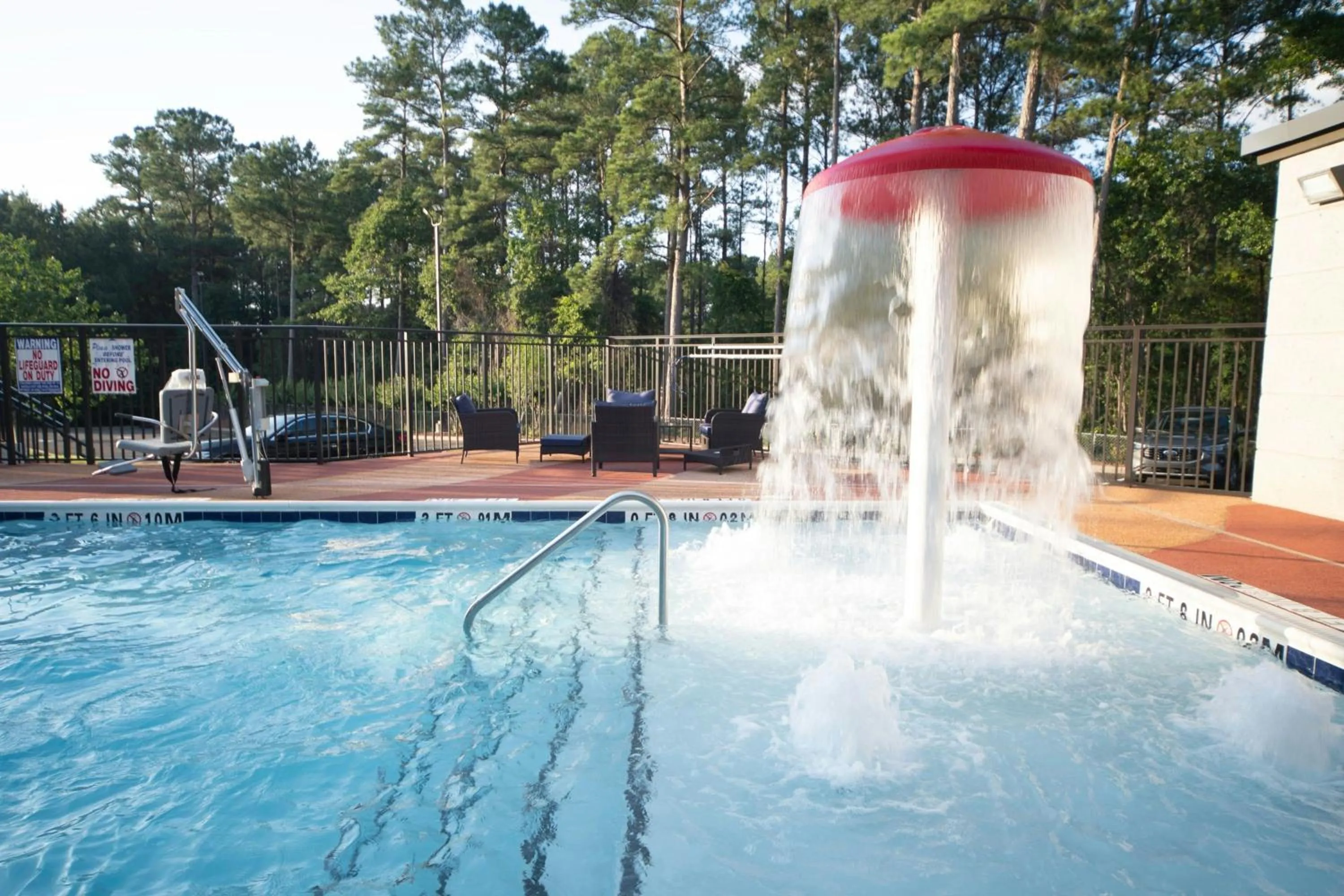 Swimming pool in Four Points by Sheraton Fayetteville Fort Bragg
