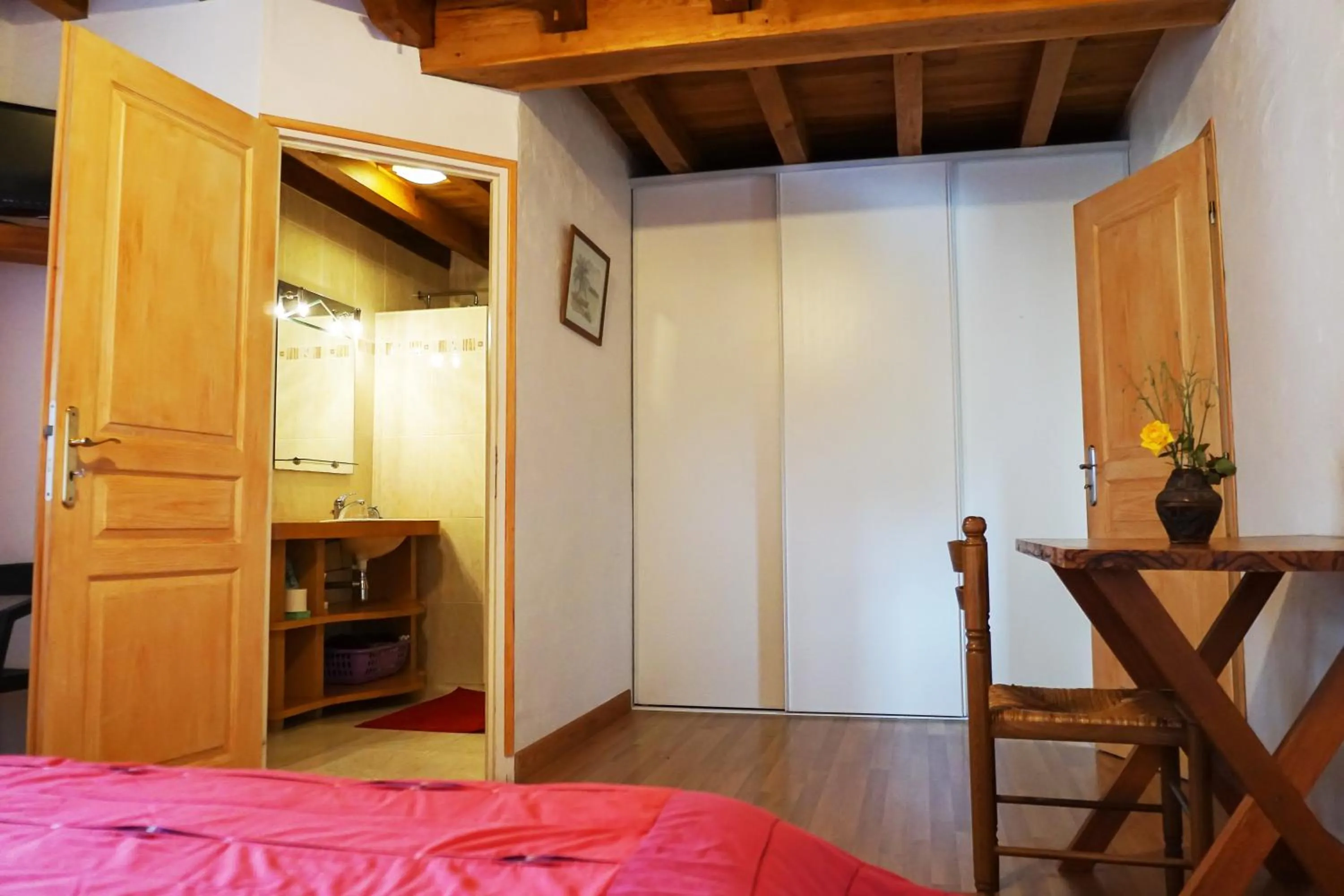 Photo of the whole room, Bed in Chambres d hotes AZKENA