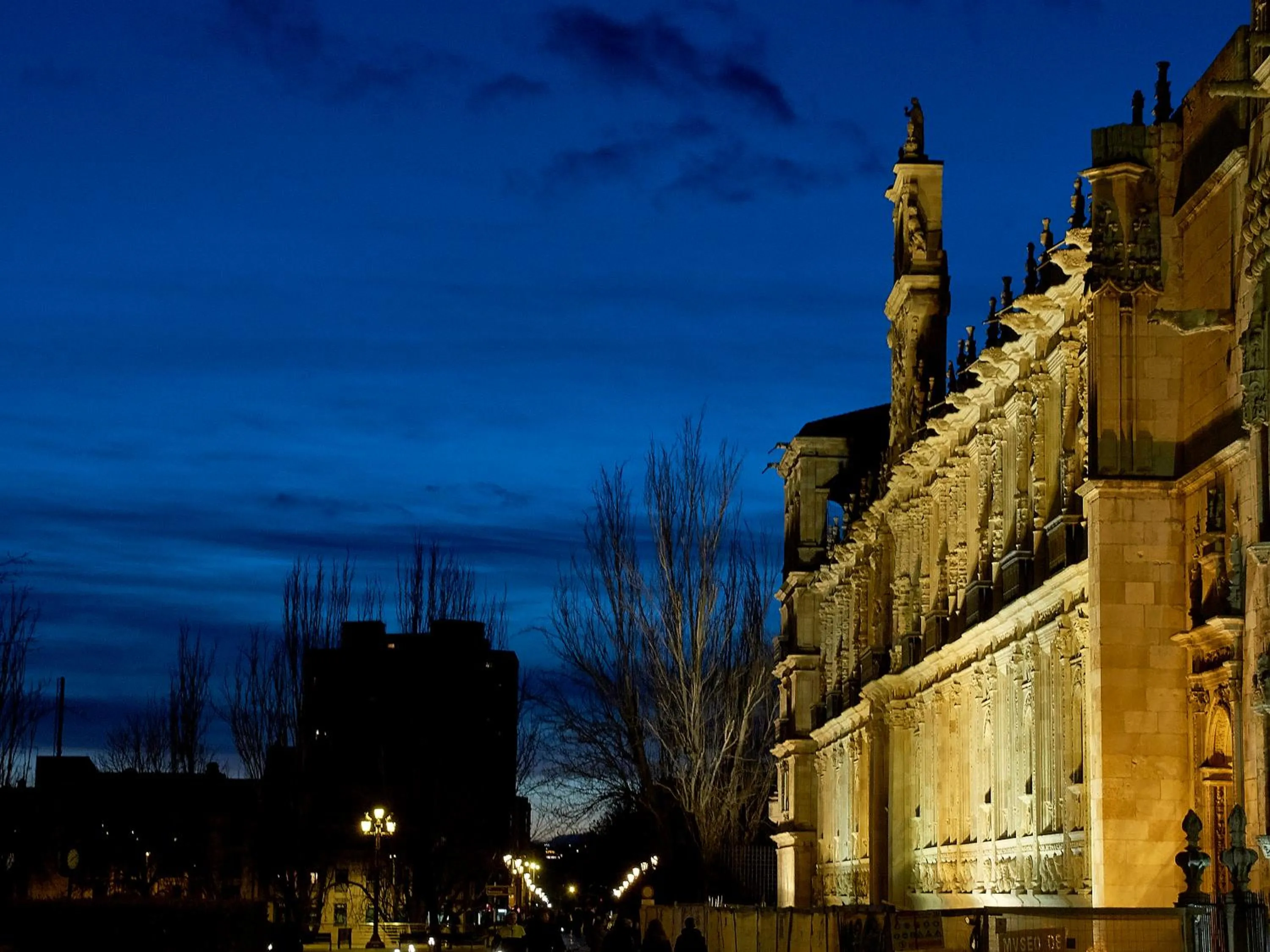 Off site in Entrevias Lodging - con Garaje y WIFI