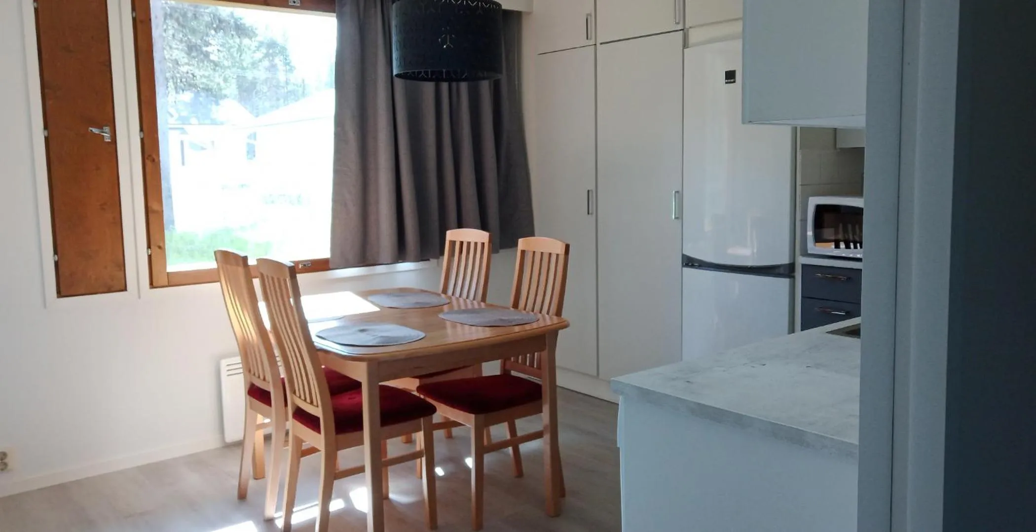 Dining area in Kuukkeli Apartments Vuotso