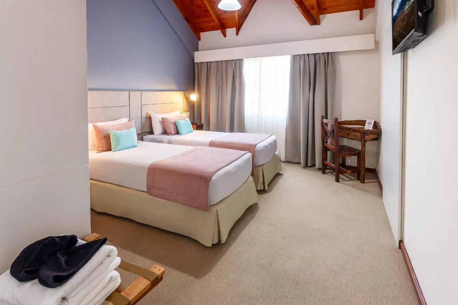 Double or Twin Room in Aikendor Hotel Panorámico Double or Twin Room in Aikendor Hotel Panorámico