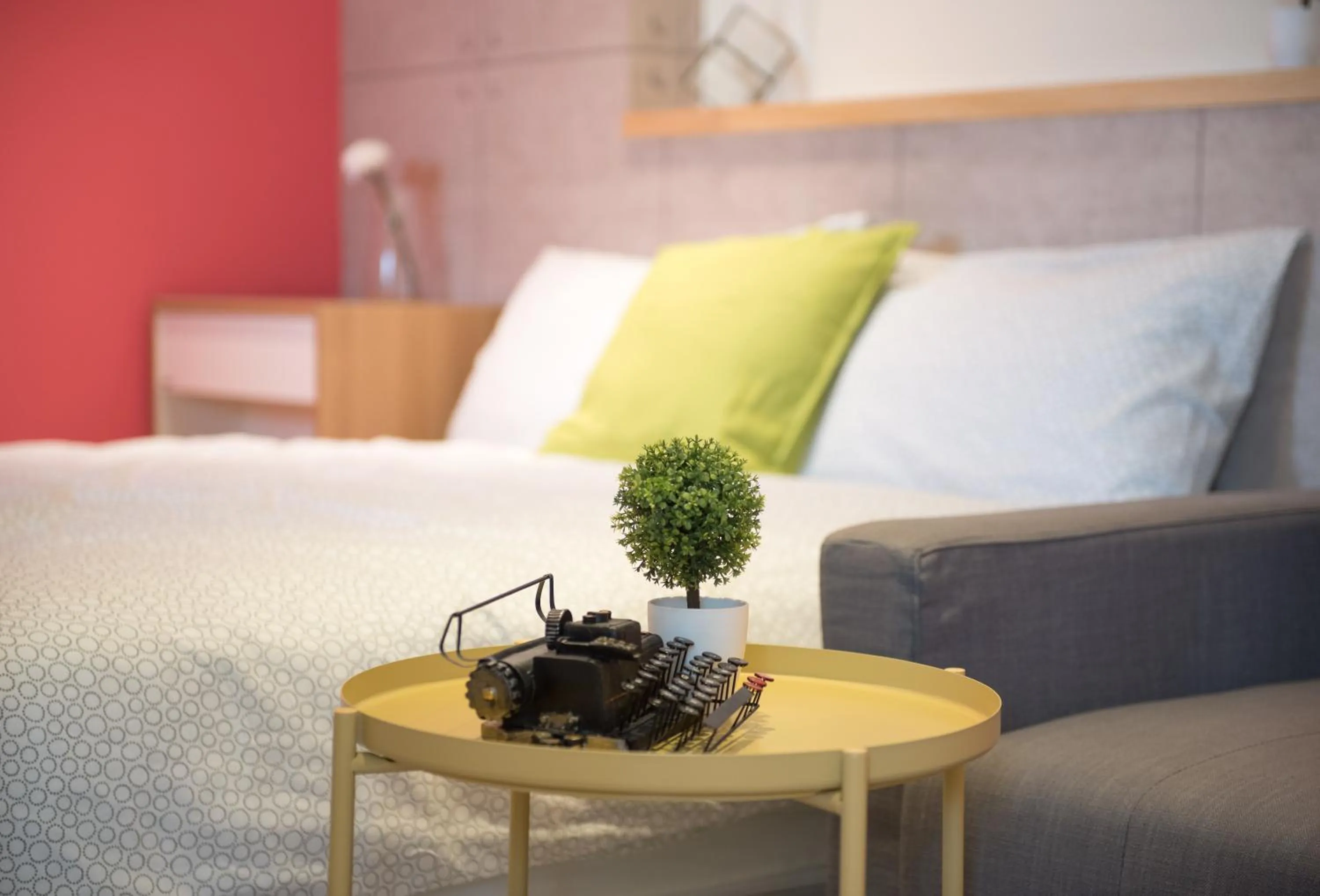 Bed in Small Bridge Good Home