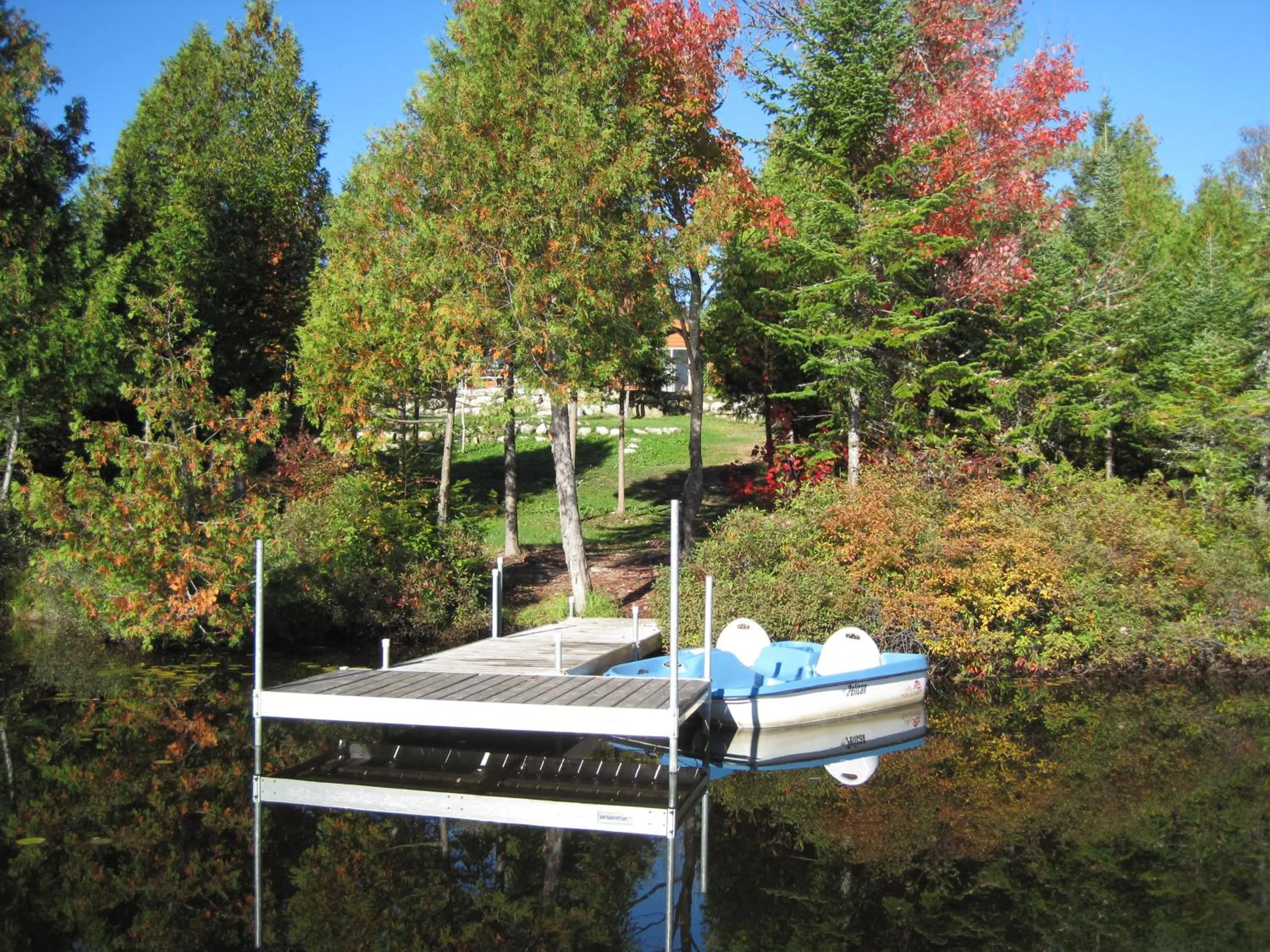 Lake view in Les Chalets du Lac Grenier