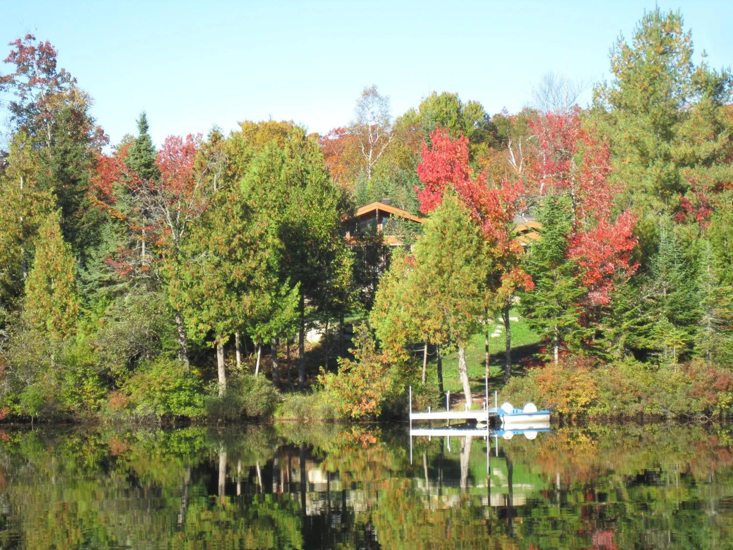 Lake view in Les Chalets du Lac Grenier