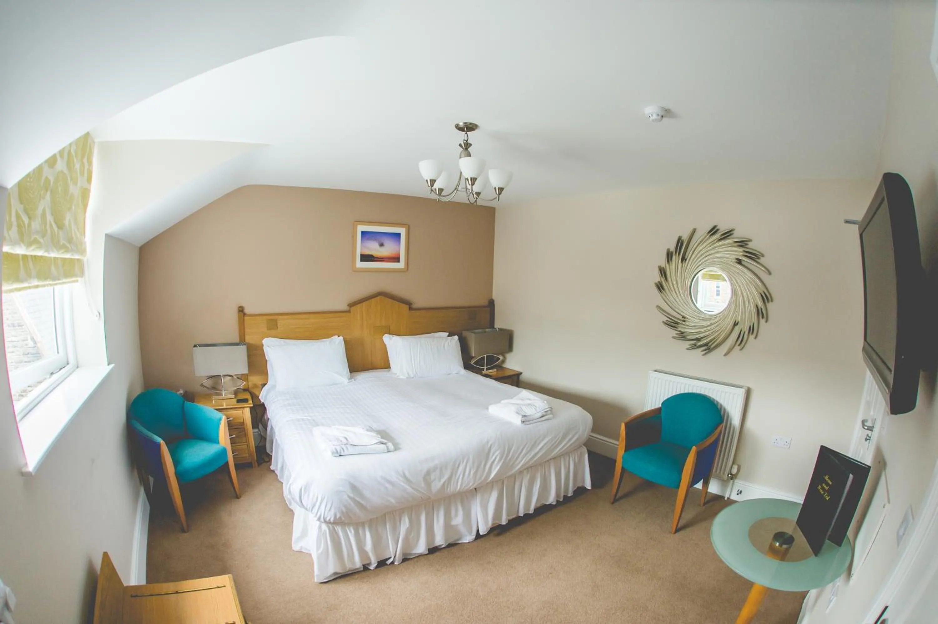 Bed in Four Seasons Hotel