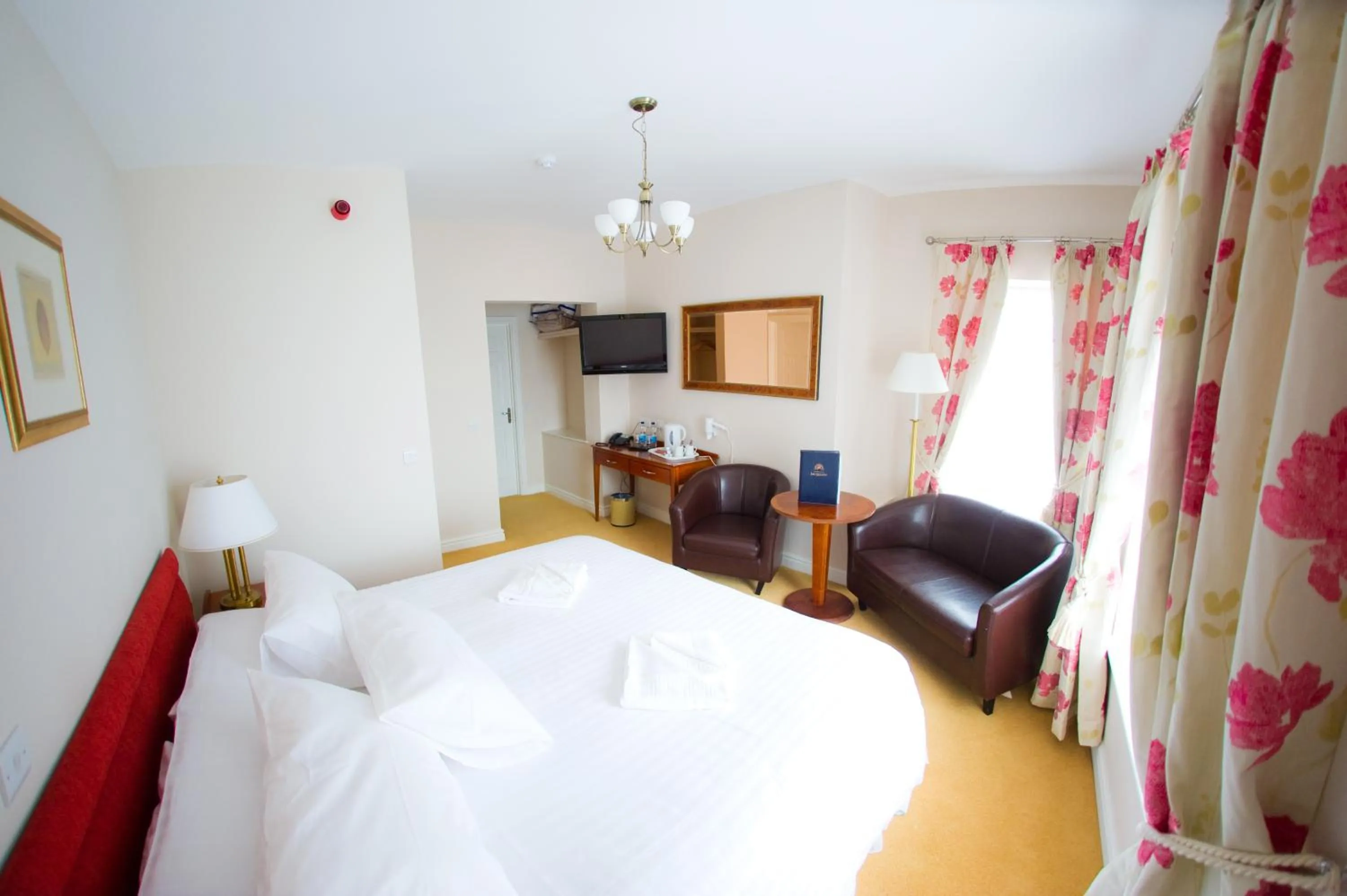 Bed in Four Seasons Hotel