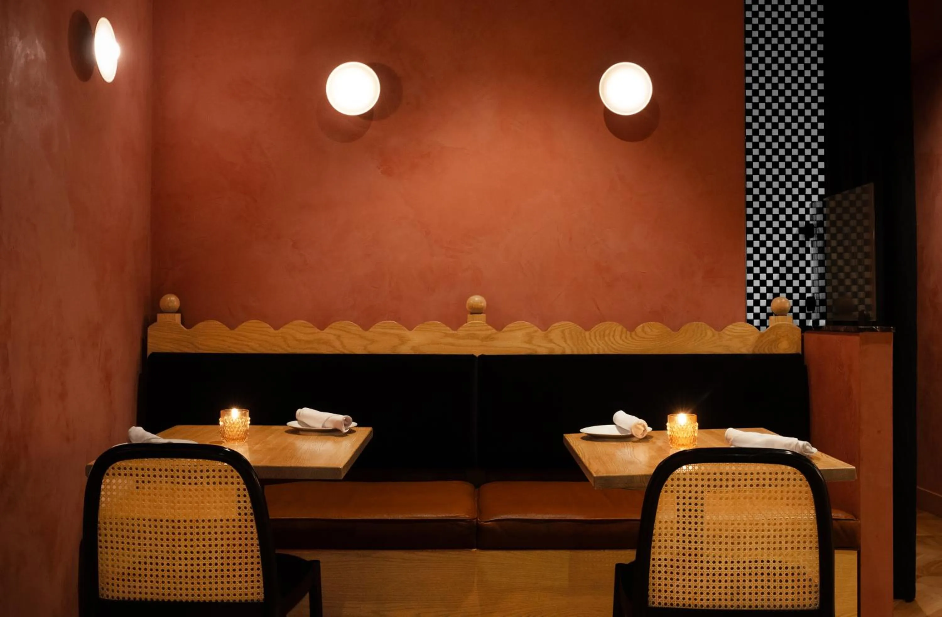 Restaurant/places to eat in Short Stories Hotel Near The Grove